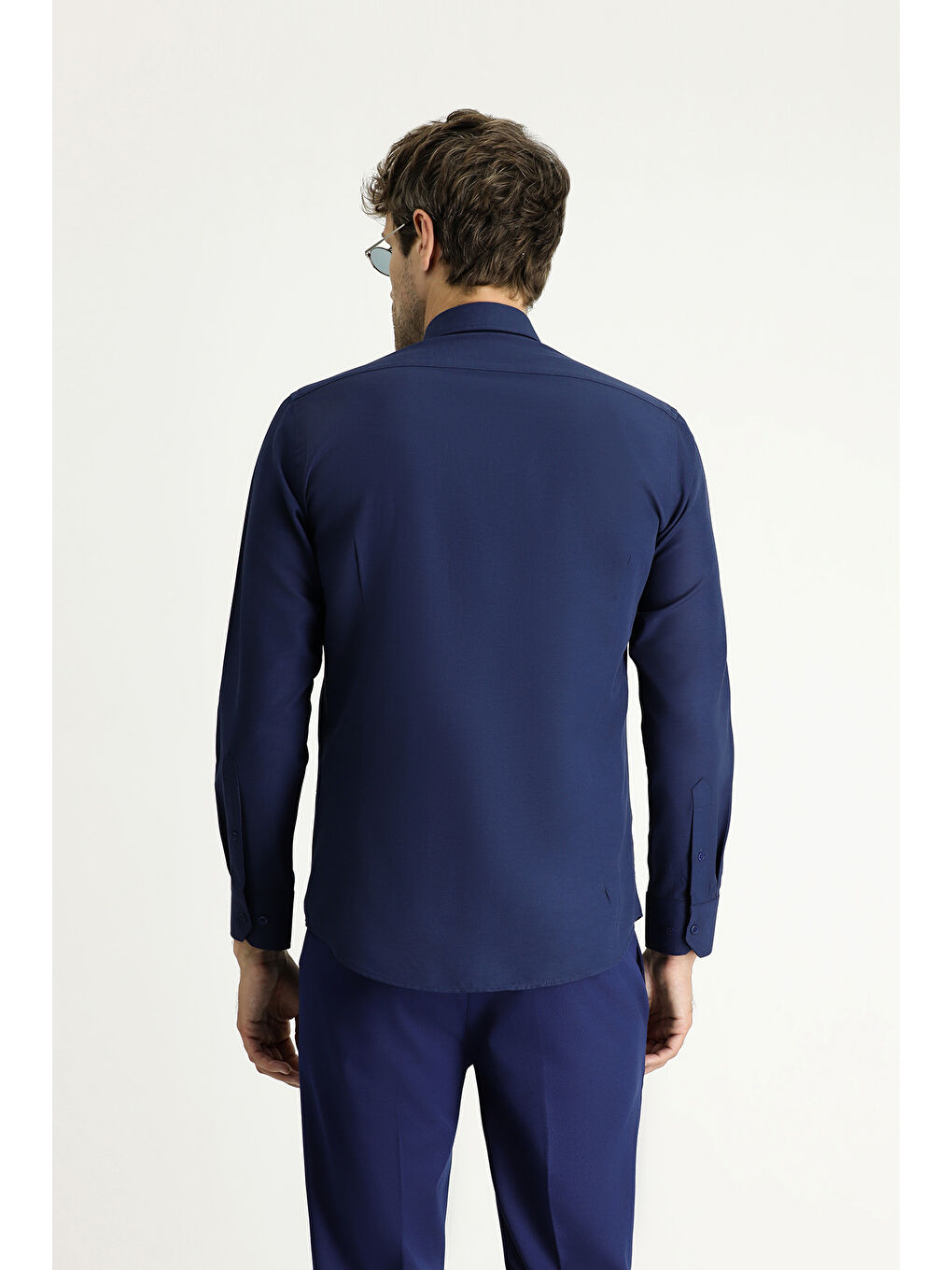 Lacivert Uzun Kollu Slim Fit Dar Kesim Klasik Pamuklu Kolay Ütülenebilir Gömlek-4