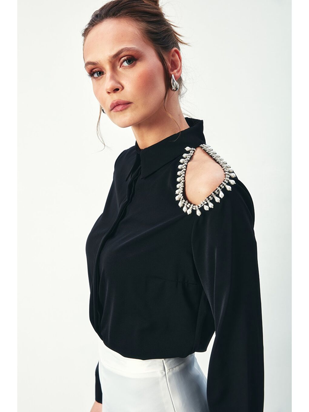 Tek Omuz Detaylı Gömlek - Siyah-1