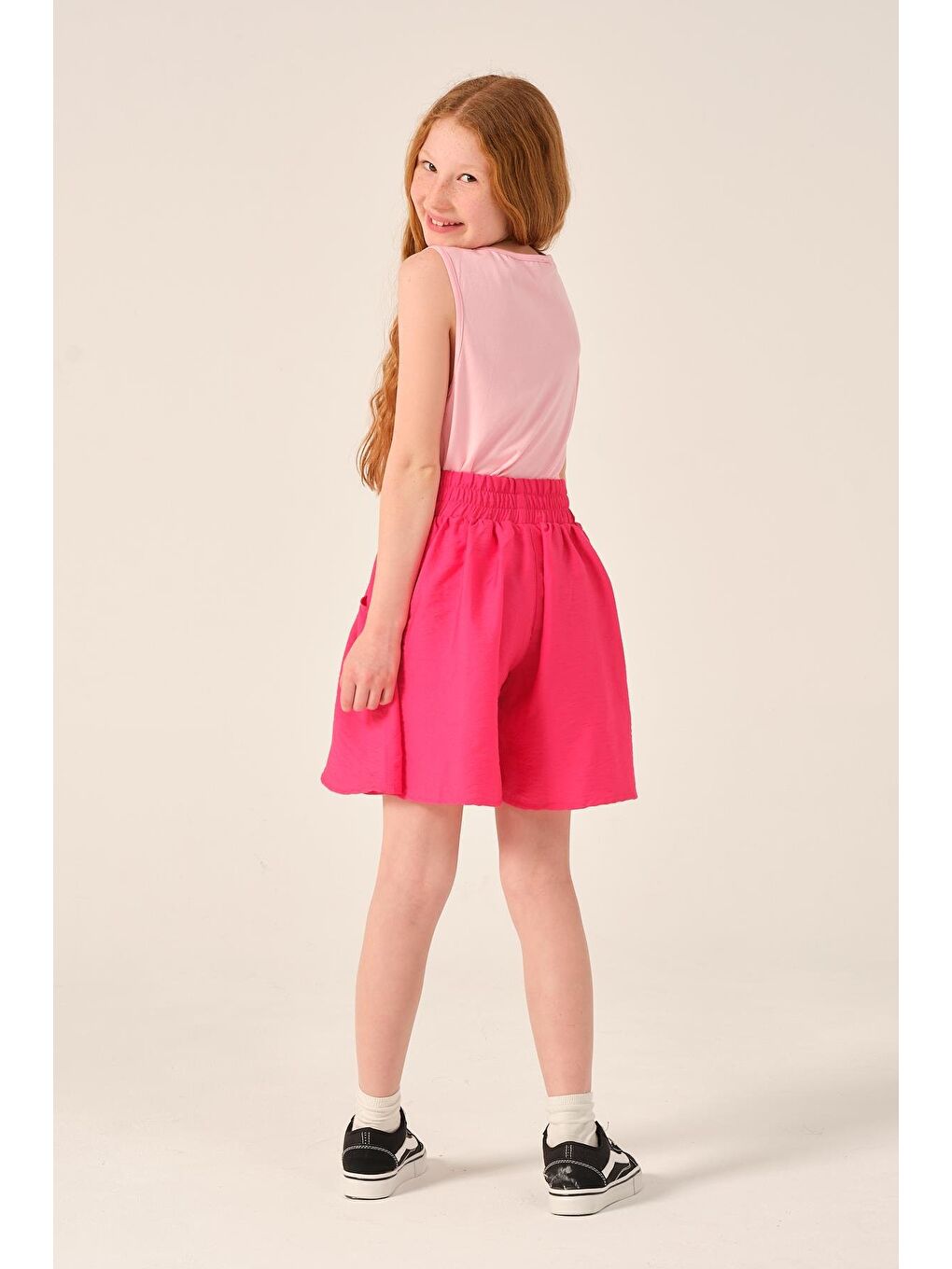 Fuşya Genç Kız Çocuk Etek Görünümlü Dokuma Şort-3