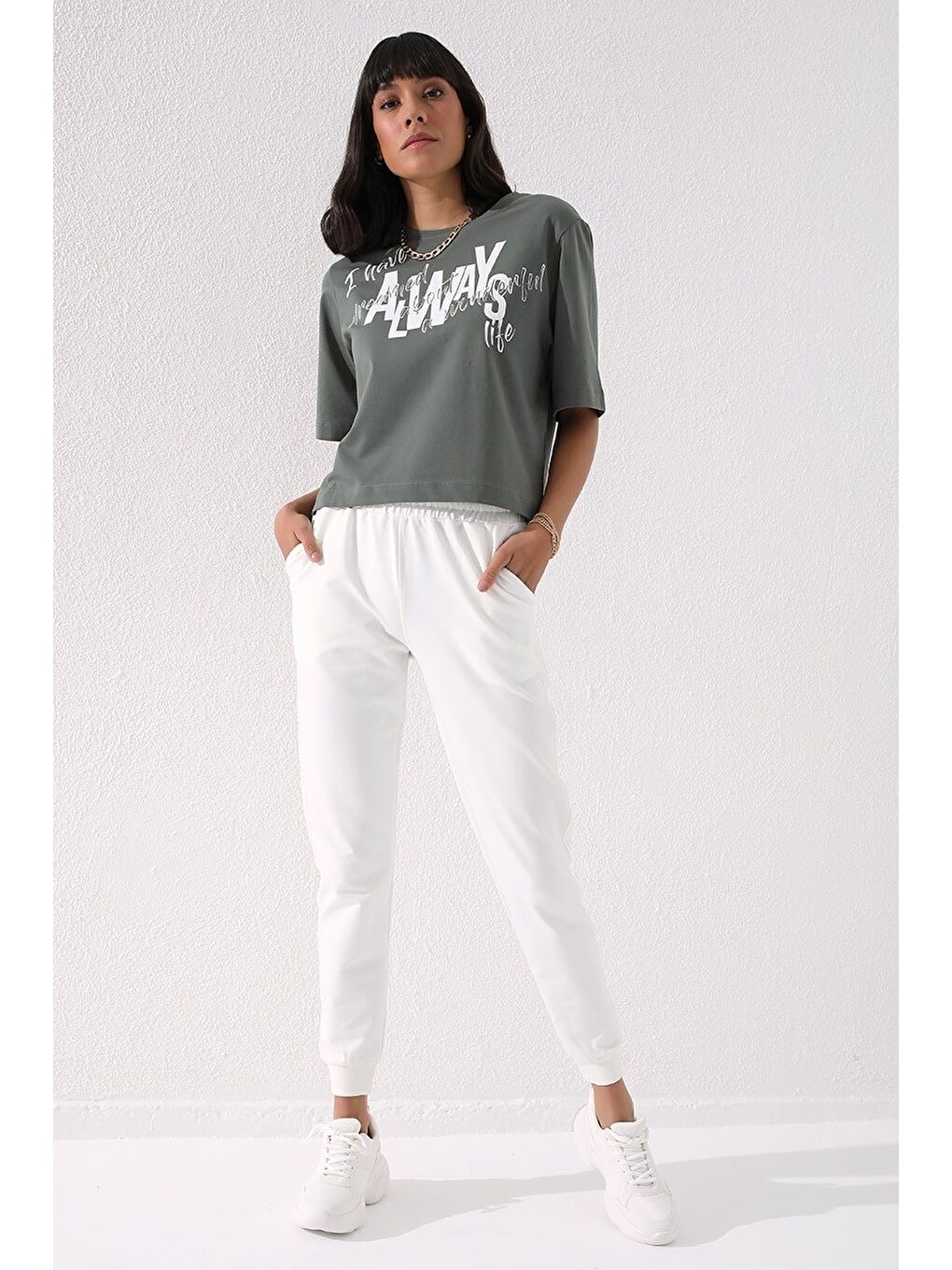 Ekru Yüksek Bel Jogger Rahat Form Manşetli Kadın Eşofman Alt - 94561-4