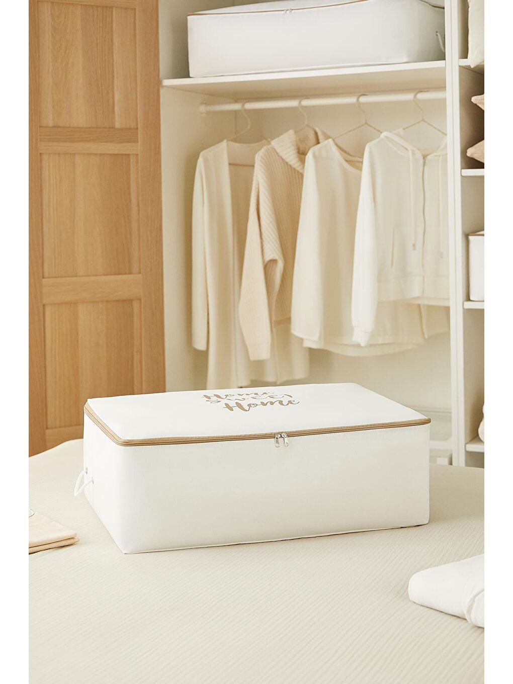 Büyük Boy Bej Fermuarlı Beyaz Renk Home Sweet Home Baza Altı Hurç 62 x 46 x 22 cm