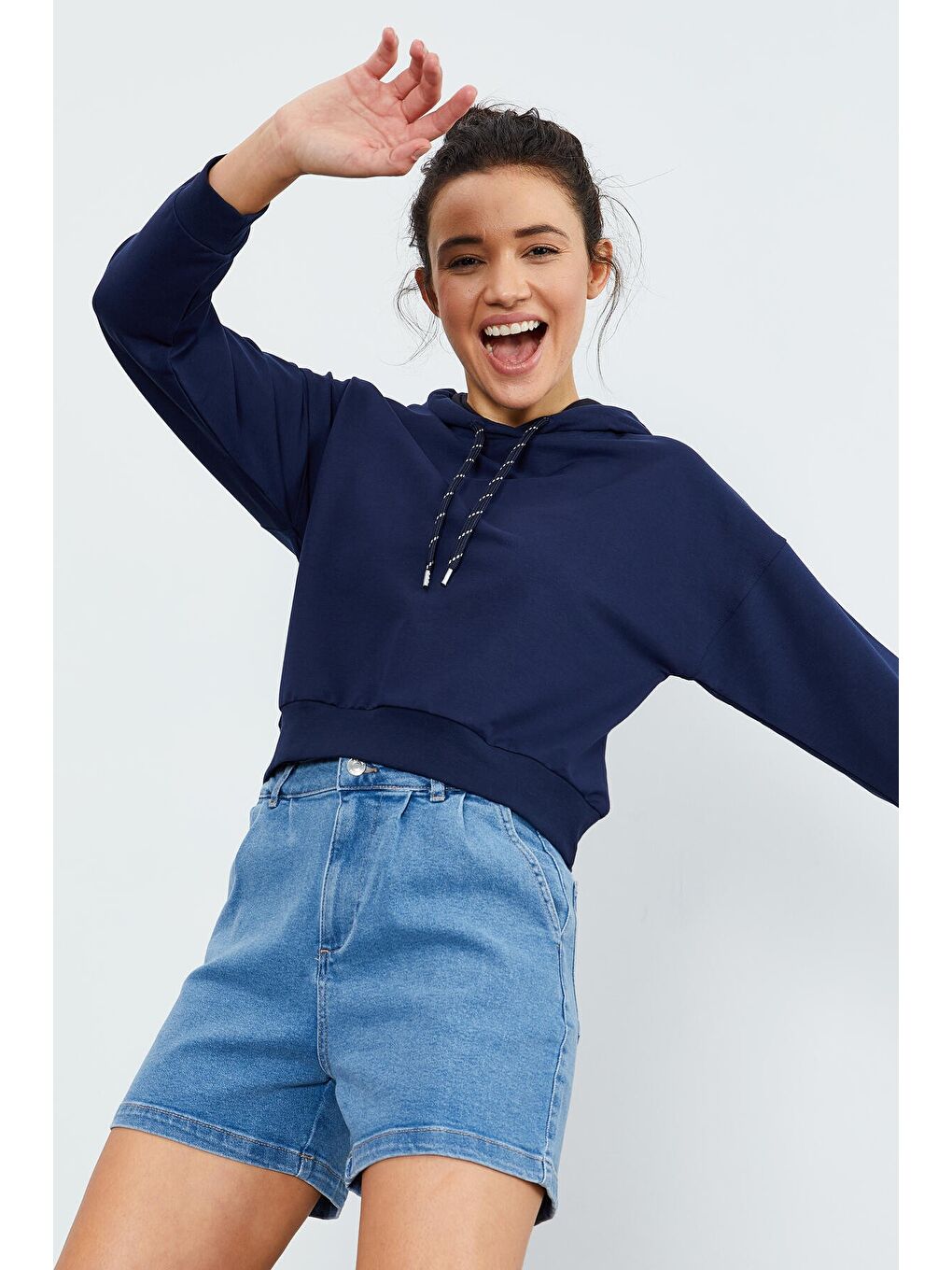 İndigo Uzun Kol Rahat Form Kapüşonlu Kadın Sweatshirt - 97115-4