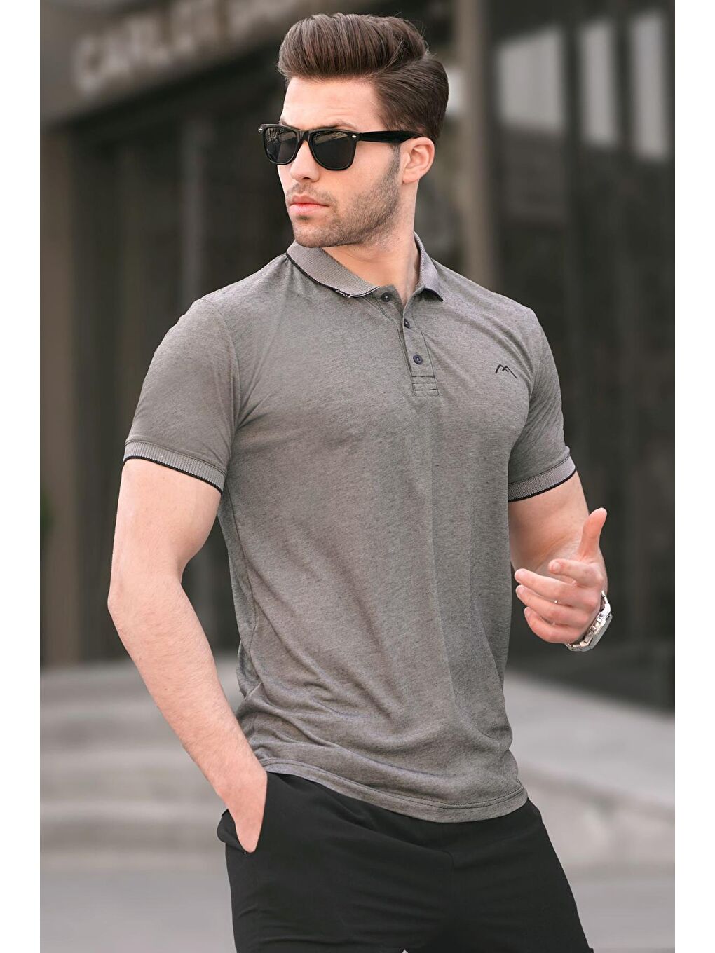 Siyah Nakışlı Regular Fit Erkek Polo Yaka Tişört 6108