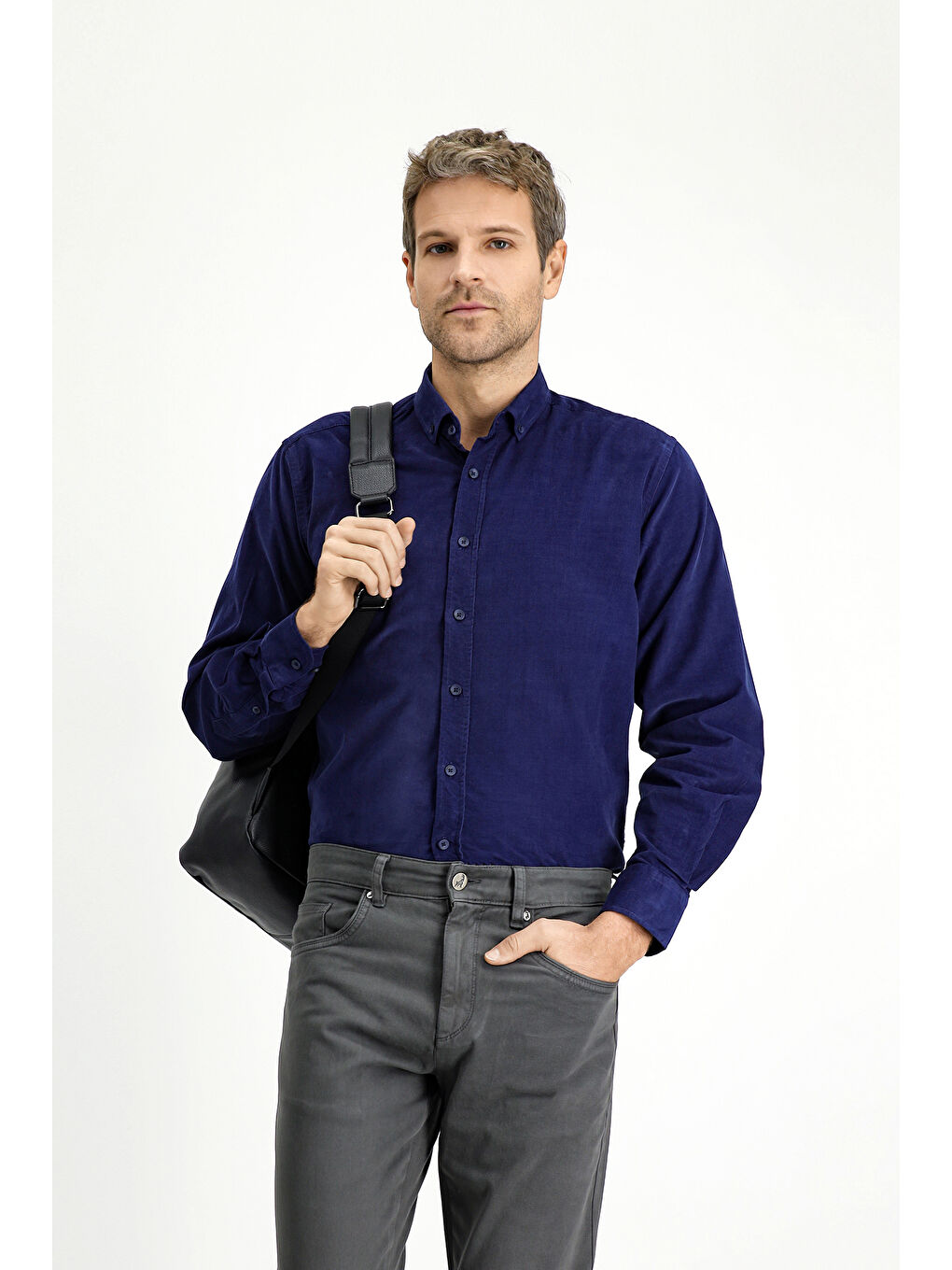 Lacivert Uzun Kol Regular Fit Spor Düğmeli Yaka Pamuk Kadife Gömlek-2