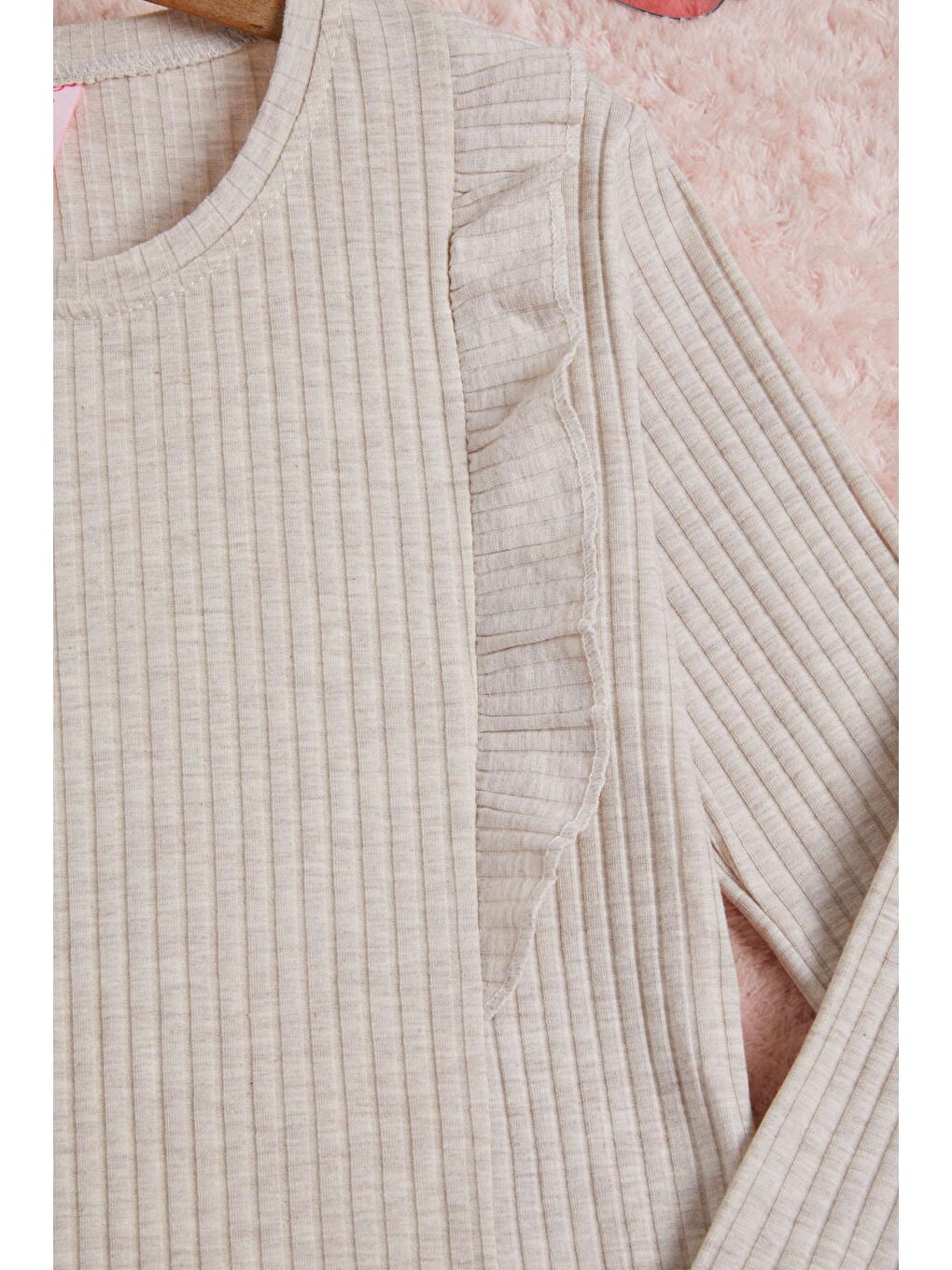 Ekru Krem Önü Fırfırlı Fitilli Uzun Kollu Sweatshirt 16280-2