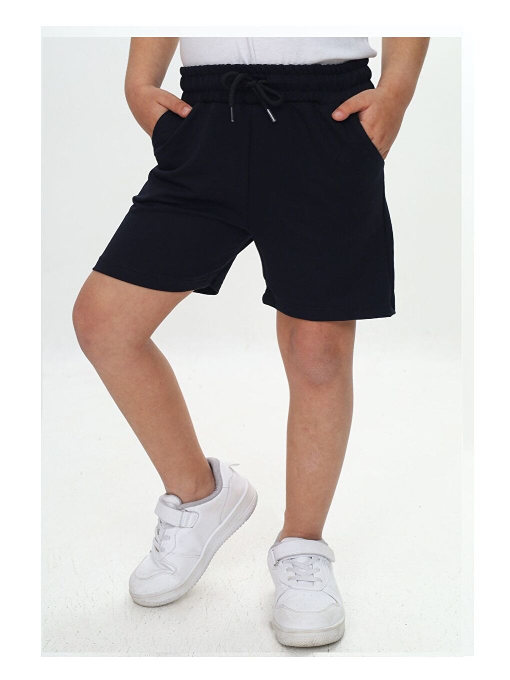 Siyah Cepli Regular Şort & Bermuda-1