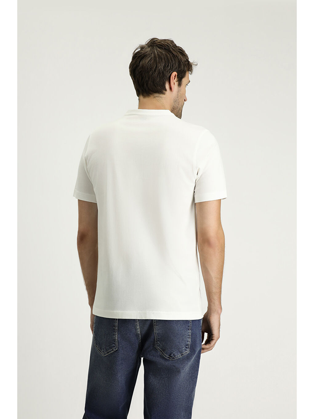 Ekru Bisiklet Yaka Regular Fit Baskılı Süprem Pamuk Tişört-4