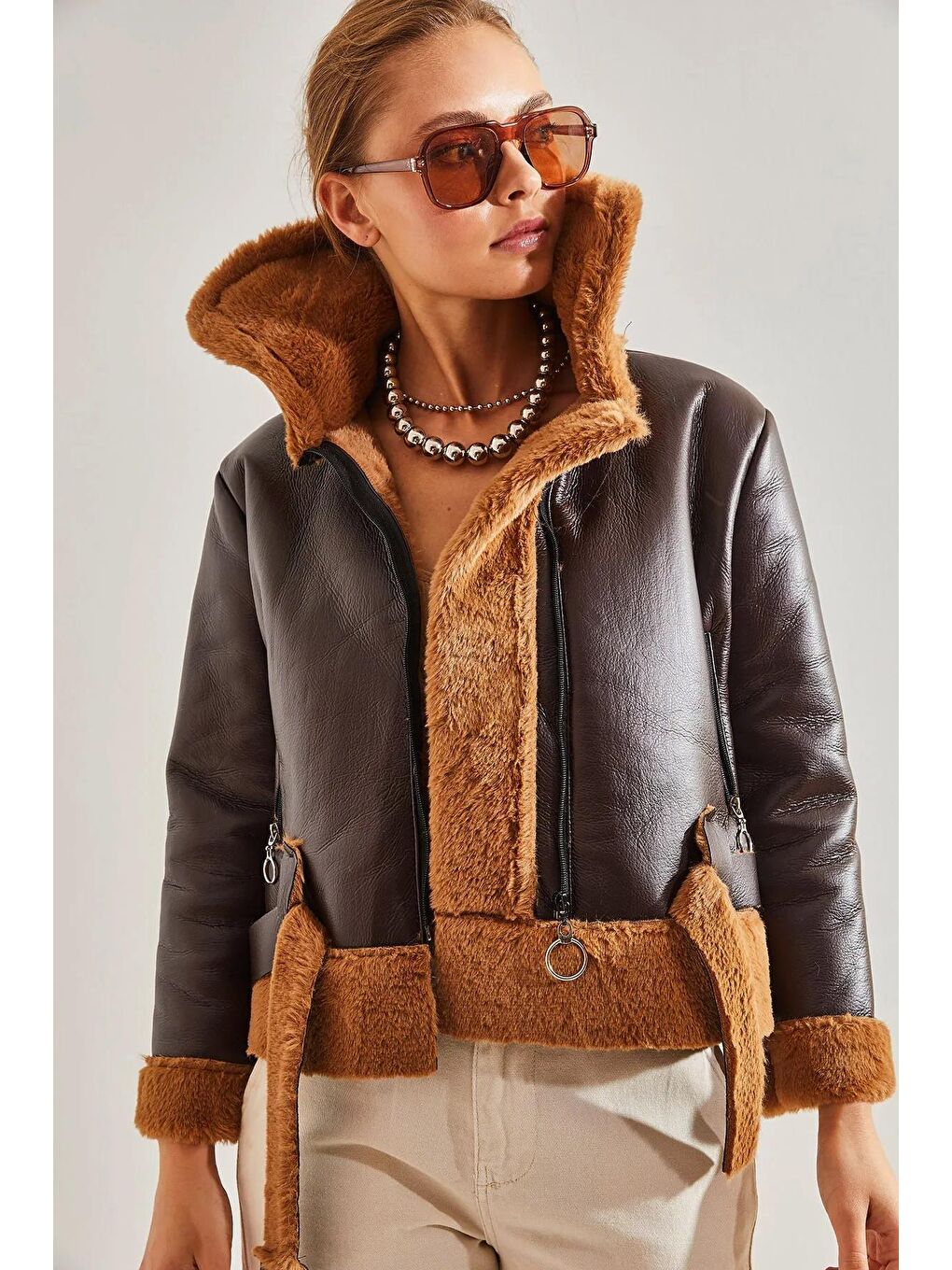 Kahverengi Kadın Kuşaklı Fermuarlı Mont-3