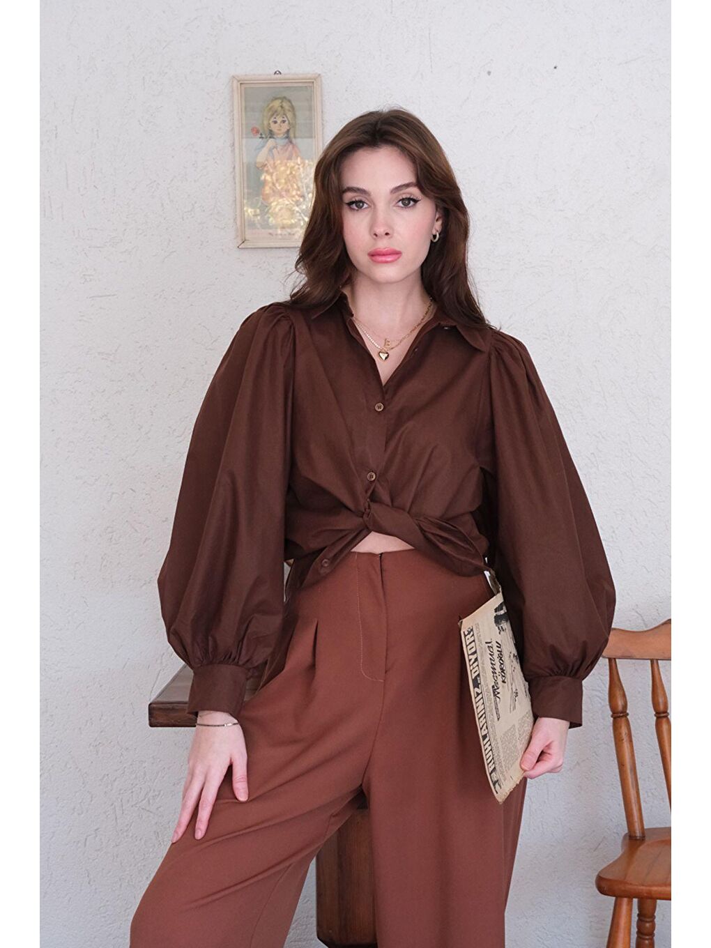 Kahverengi Acı Kahve Klasik Yaka Crop Gömlek-2