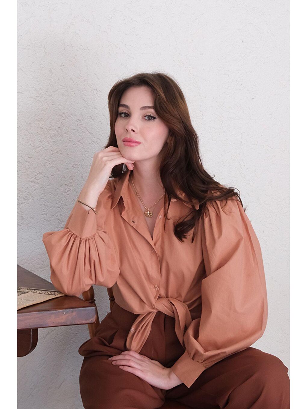 Pembe Somon Klasik Yaka Crop Gömlek