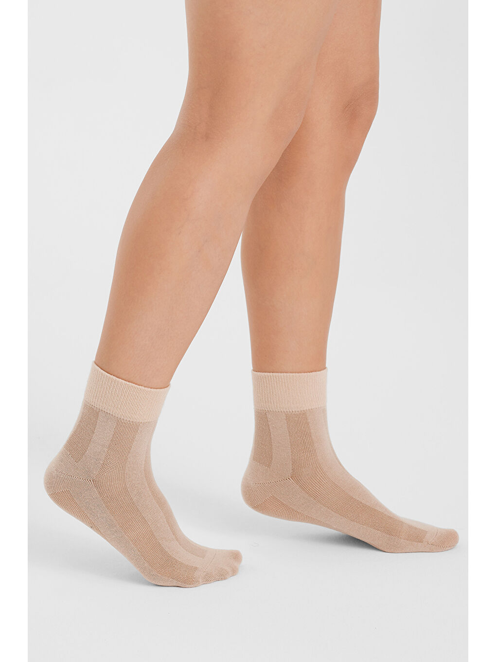 Karışık 3'lü Paket Bej Siyah ve Beyaz Desenli Pamuklu Dikişsiz Quarter Yarım Soket Çorap 36-41-3