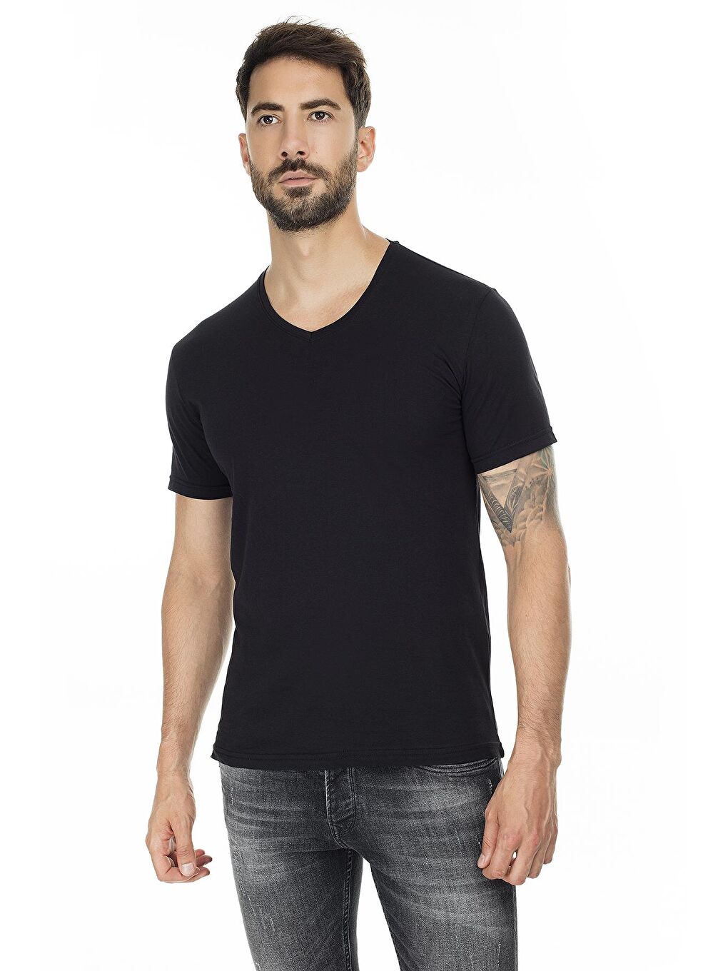 Siyah Basic V Yaka Slim Fit Tişört 5722512V-2