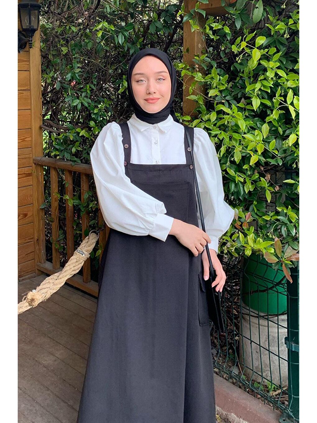 Siyah Keten Etekli Salopet-4