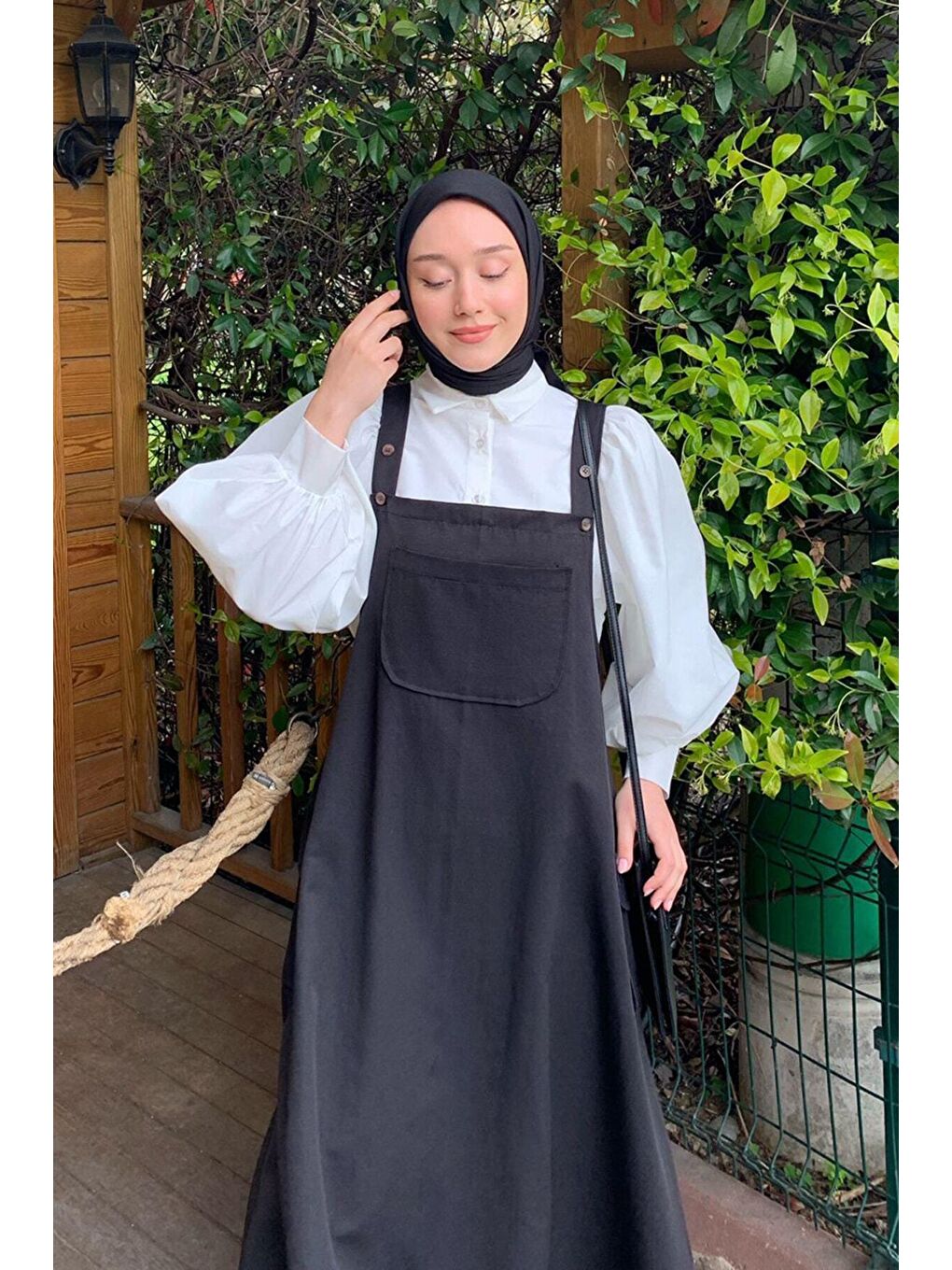 Siyah Keten Etekli Salopet-5