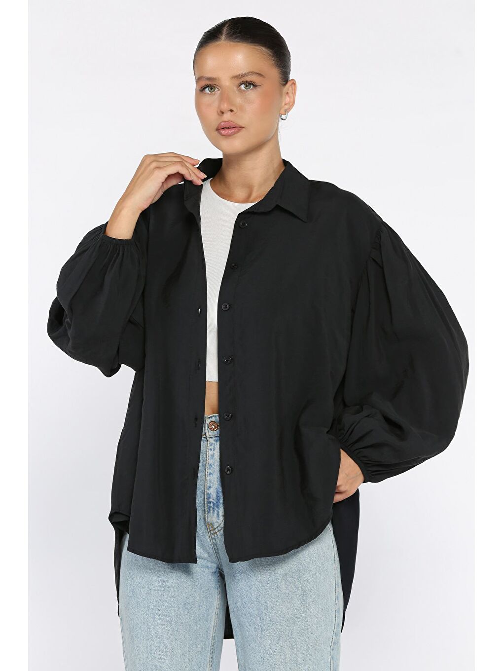 Siyah Pile Detaylı Kadın Salaş Gömlek