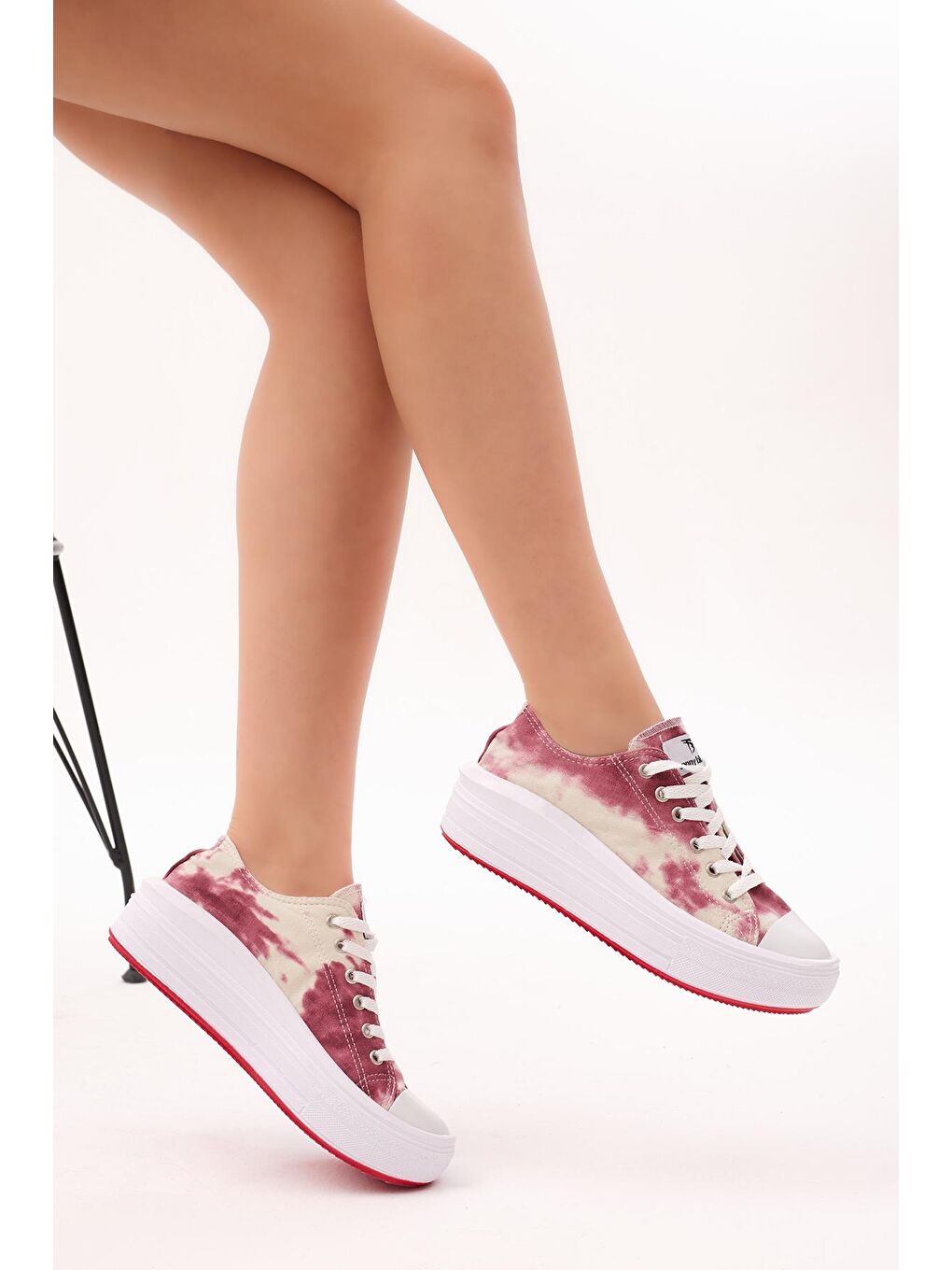 Kadın Fuşya Krem Rahat Kalıp Kalın Tabanlı Spor Ayakkabı-1