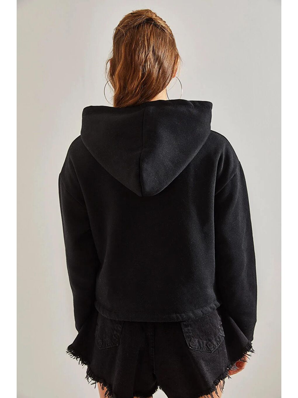 Siyah Kadın Kapüşonlu Baskılı Üç İplik Sweatshirt-4