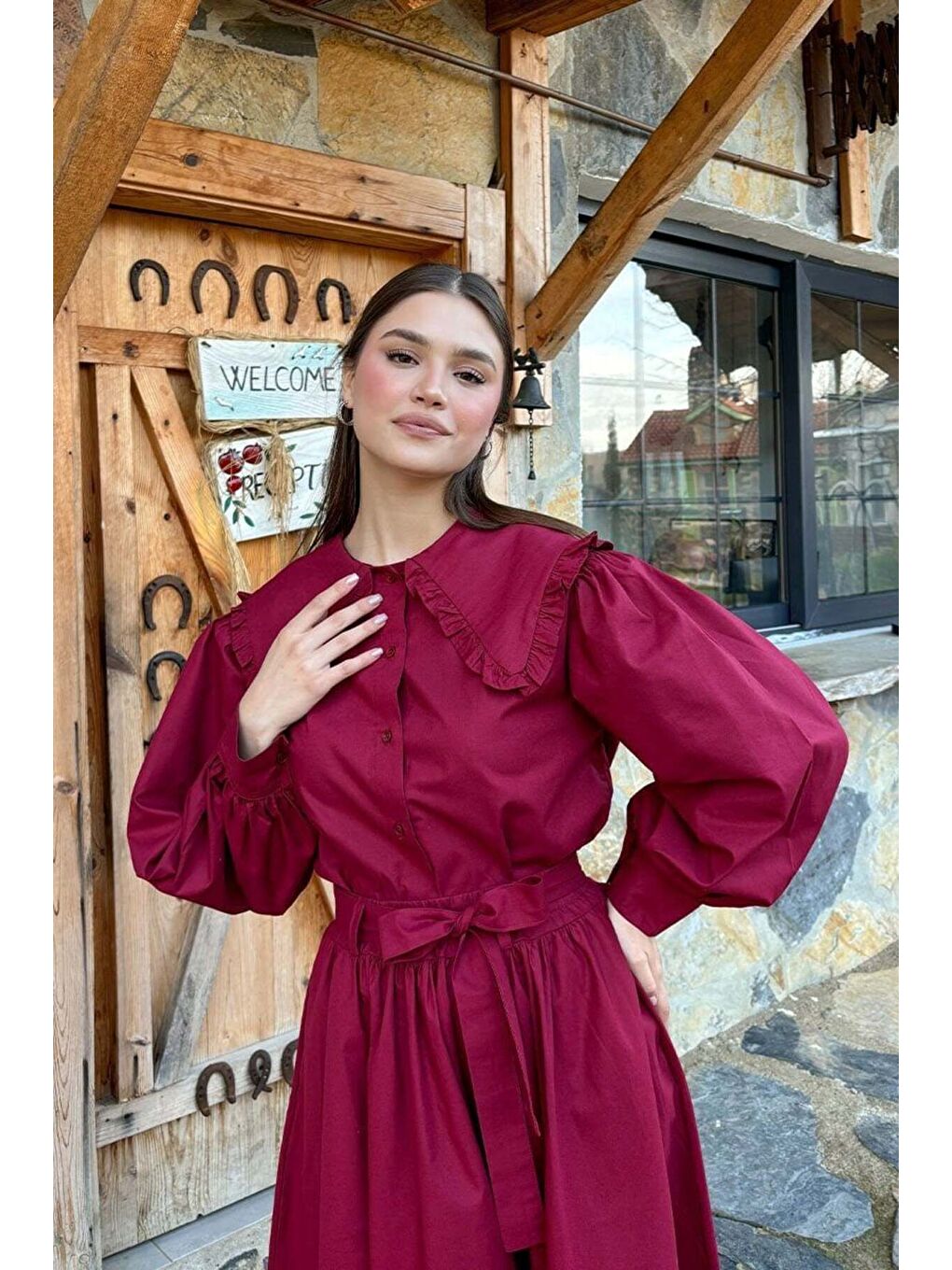 Bordo Yakası Fırfırlı Crop Gömlek