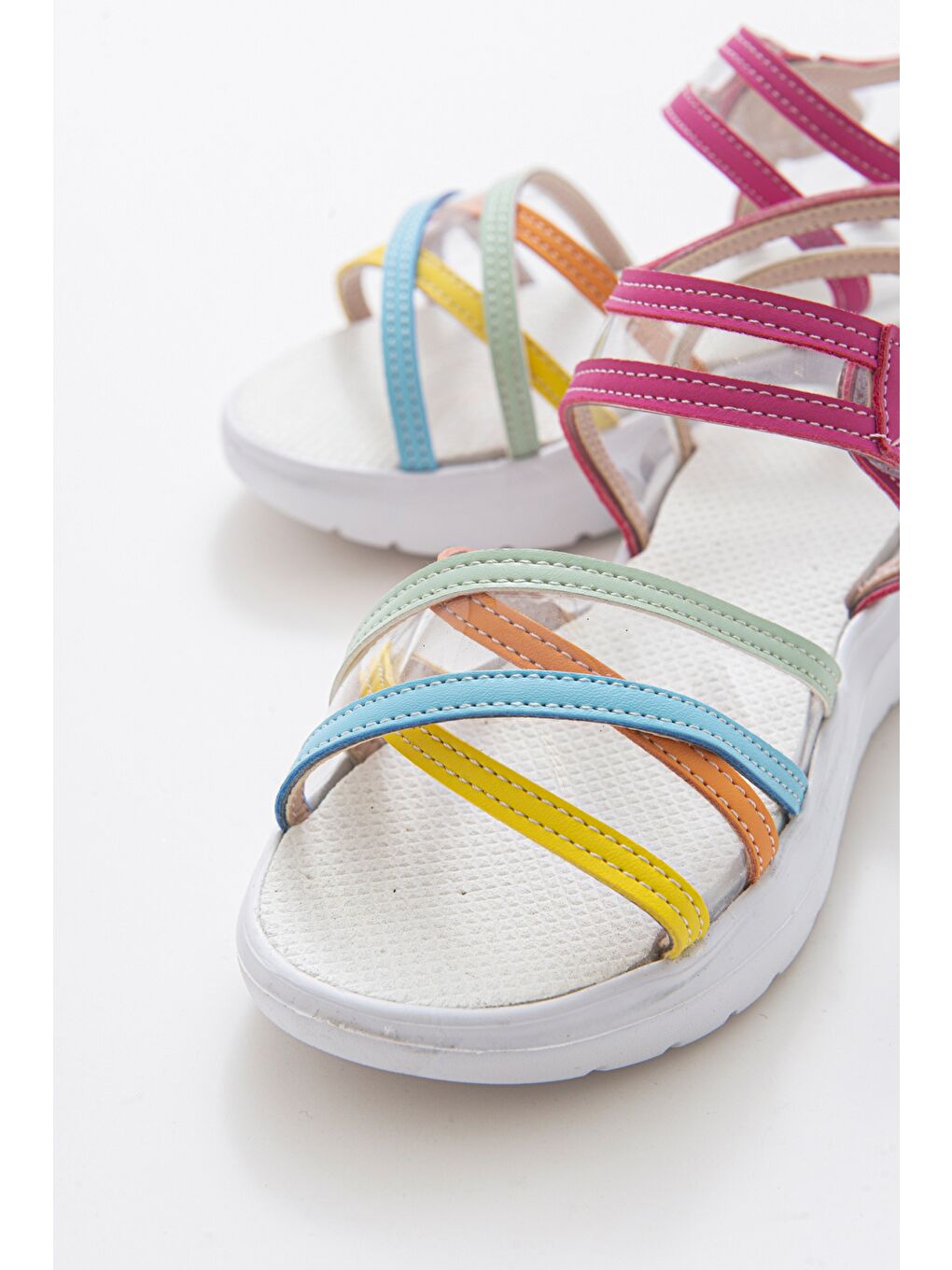 Beyaz Kız Çocuk Anatomik Hafif Günlük Sandalet-1