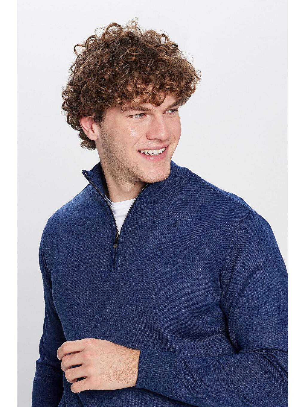 Erkek Klasik Fit Normal Kesim Yünlü Fermuarlı Saks Mavi Dik Yaka Triko Kazak