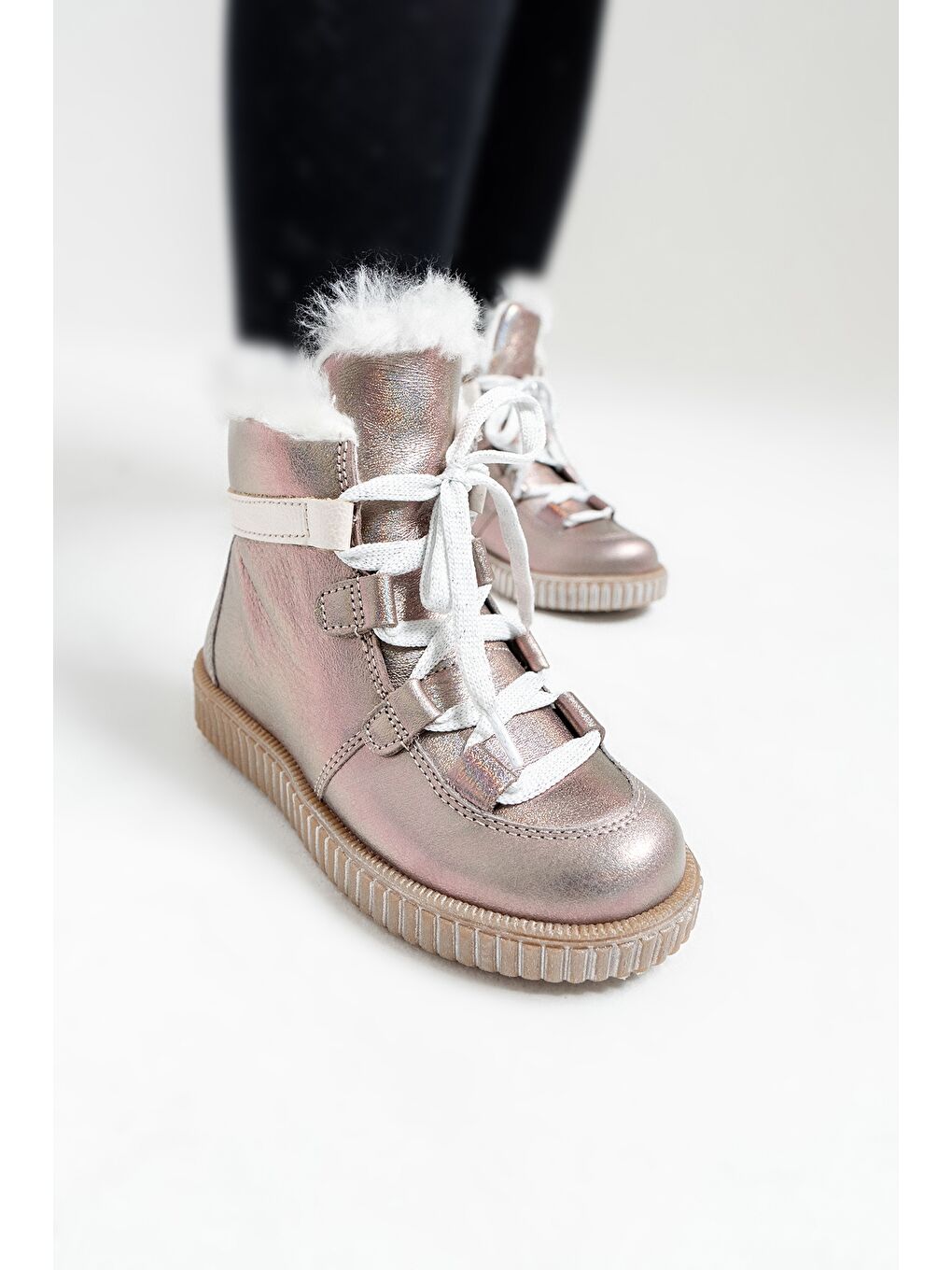 Bej Kız Çocuk Vizon Simli Hakiki Deri Anatomik Günlük Bot-3