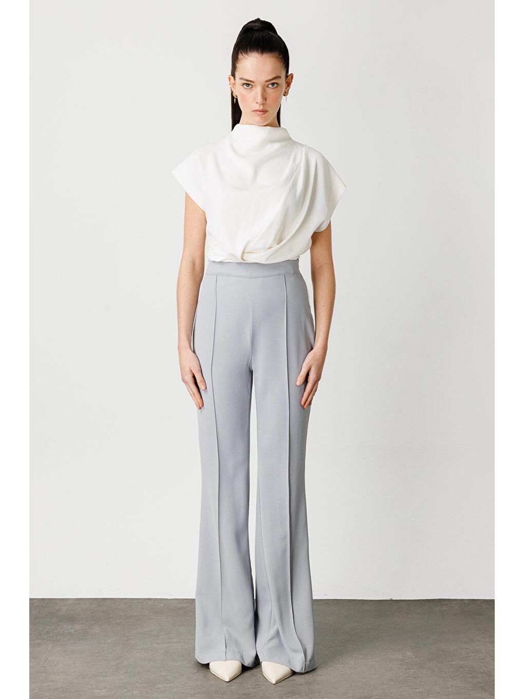 Flare Kesim Kumaş Pantolon - Gri