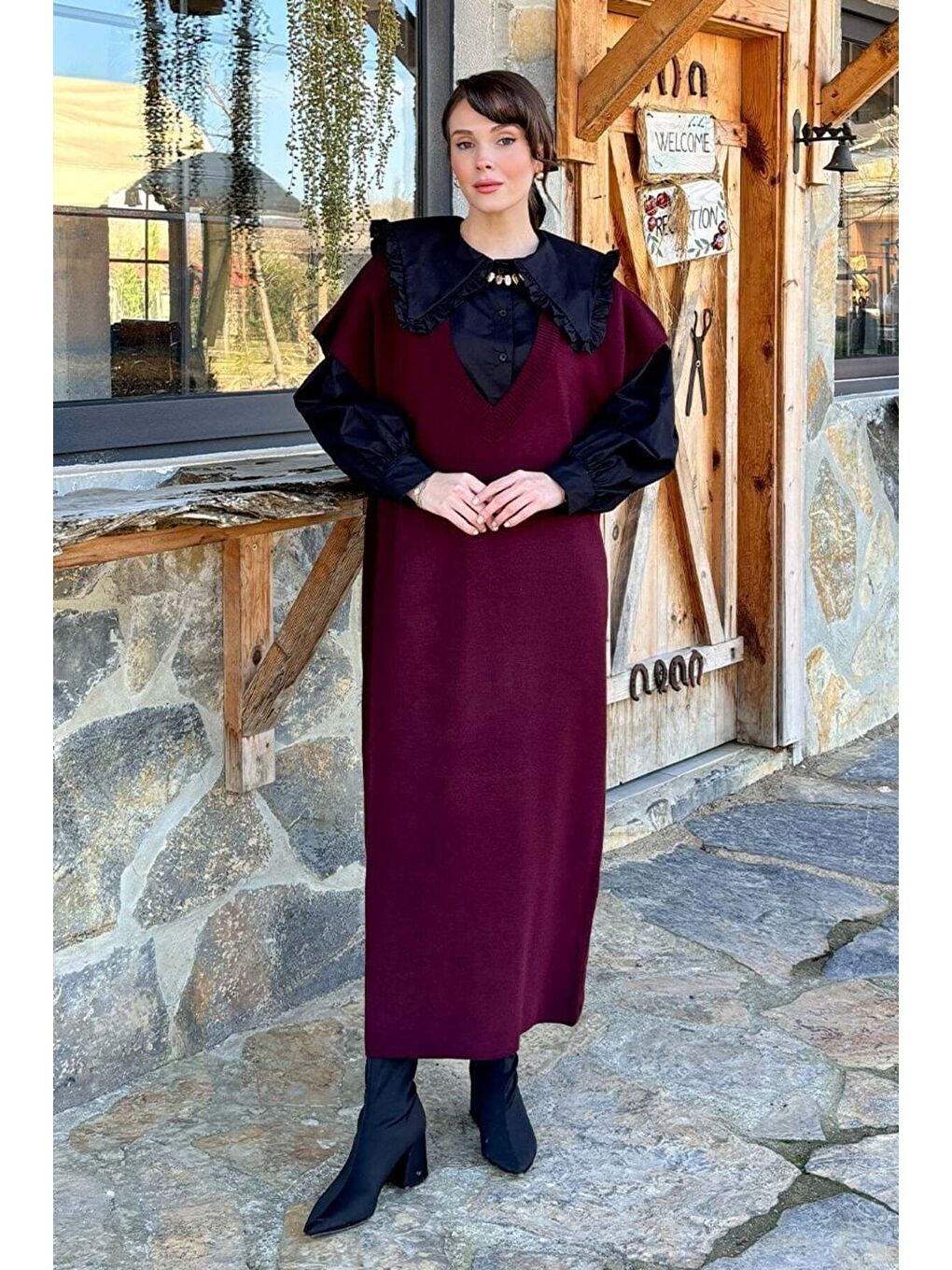 Siyah Yakası Fırfırlı Crop Gömlek-3