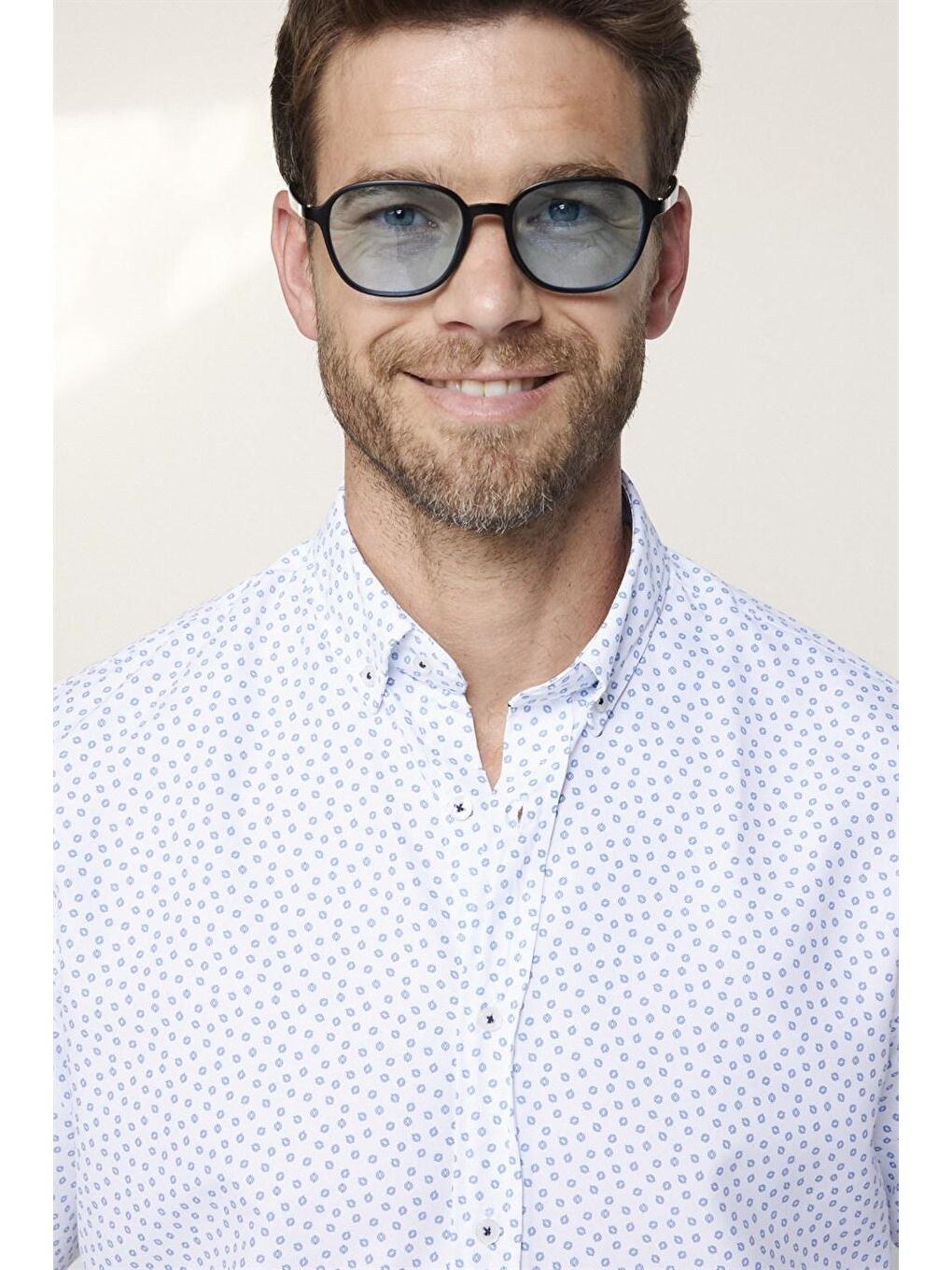 Klasik Fit Uzun Kol Baskılı Biyeli Erkek Beyaz Gömlek-2