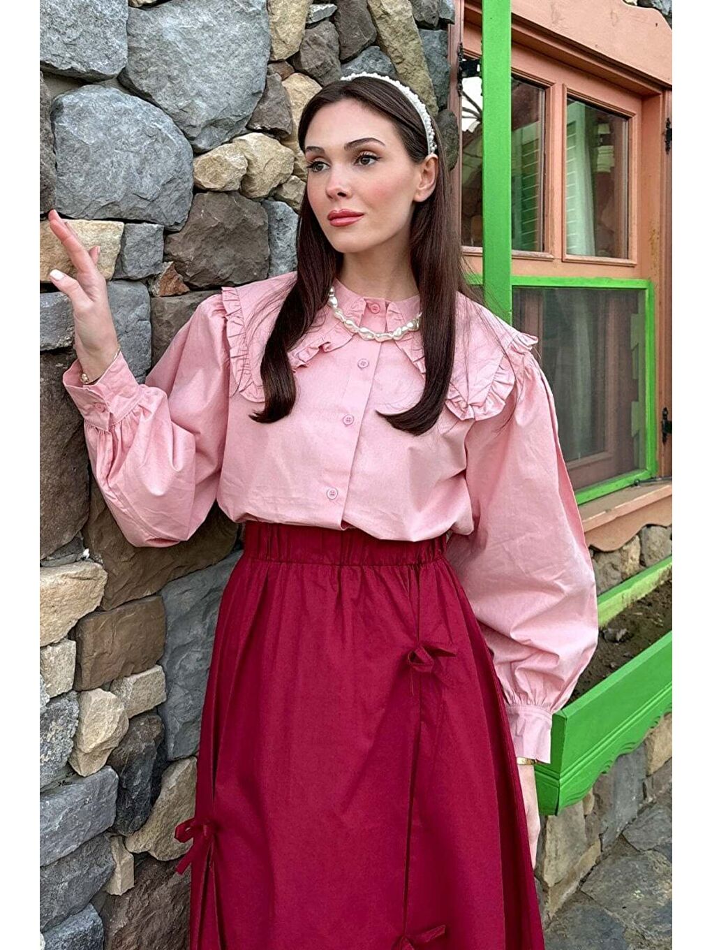 Pembe Yakası Fırfırlı Crop Gömlek