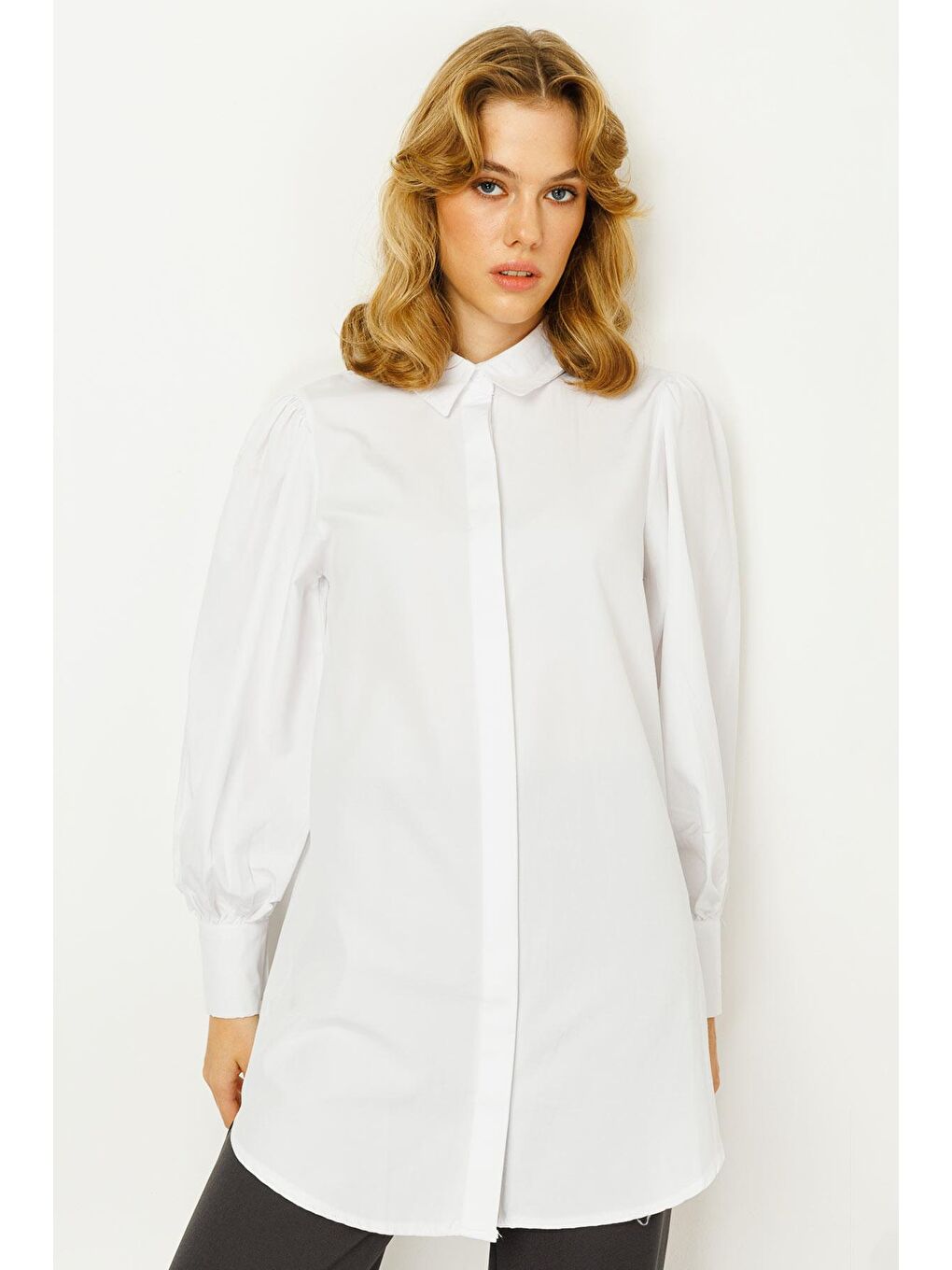 Balon Kollu Basıc Gömlek - Beyaz-2