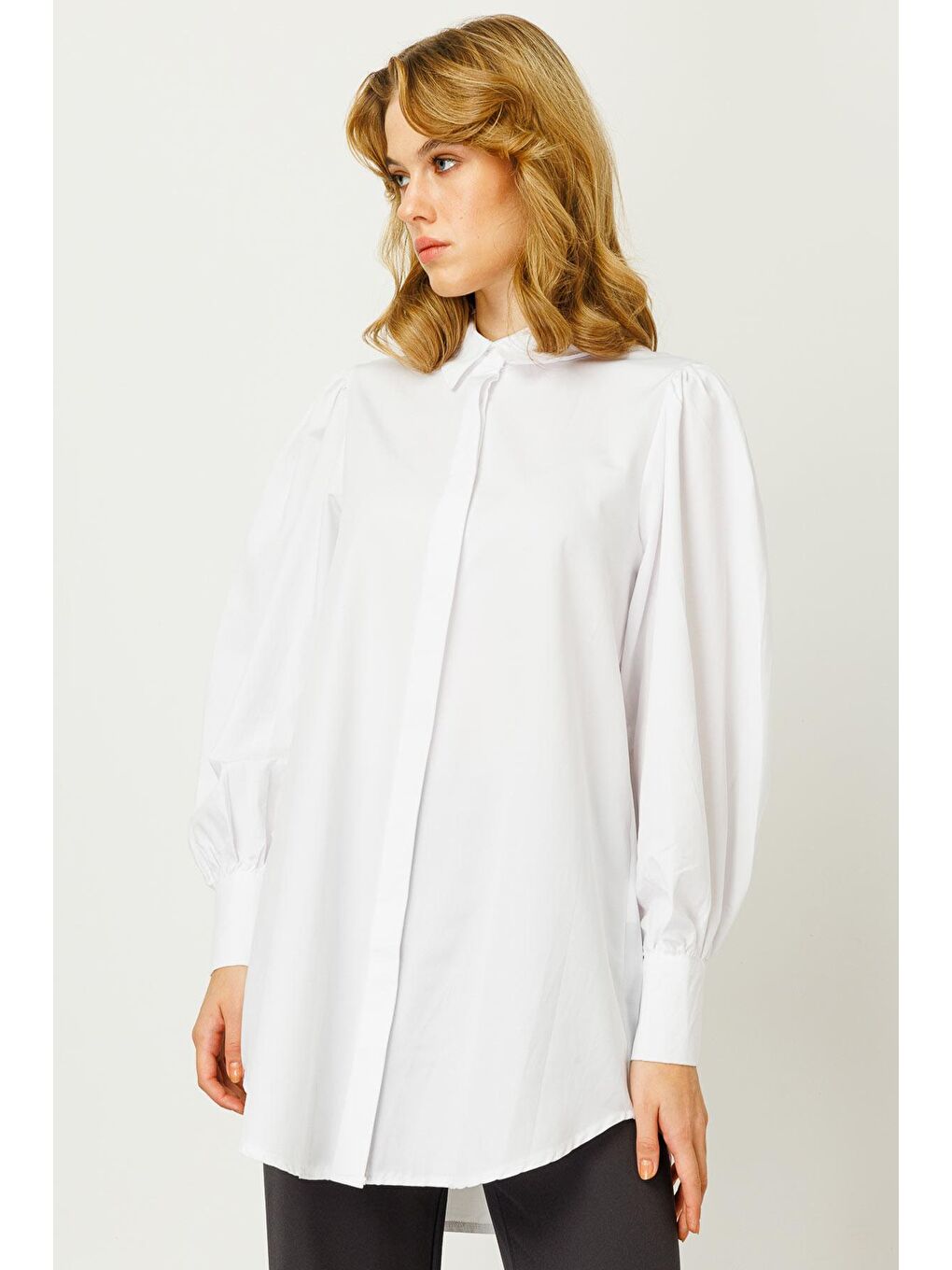 Balon Kollu Basıc Gömlek - Beyaz-4