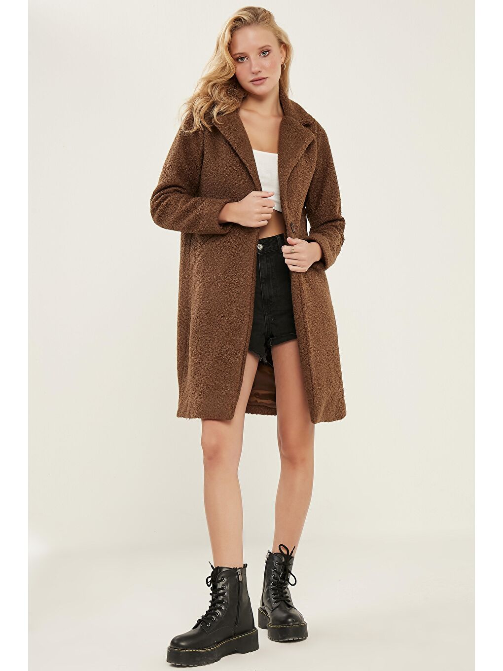 Kahverengi Kadın Çikolata Buklet Kaban