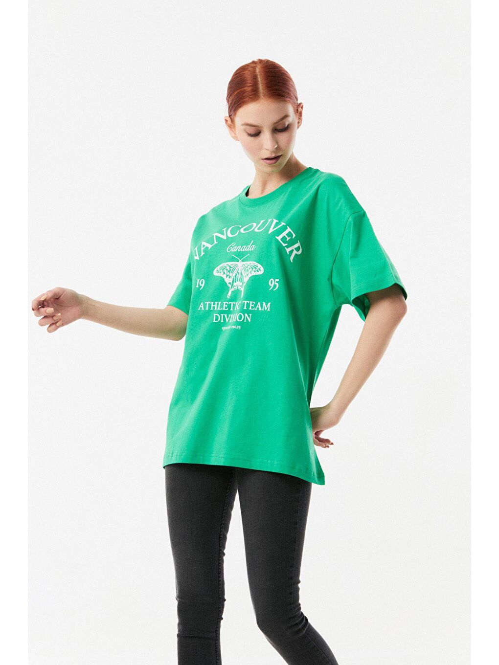 Yeşil Baskılı Bisiklet Yaka Oversize Tişört-4