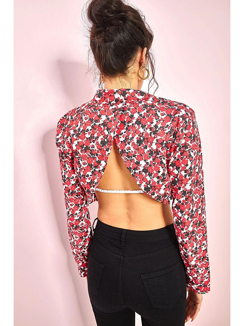 Kırmızı Kadın Desenli Bağlamalı Crop Bluz 1019-3