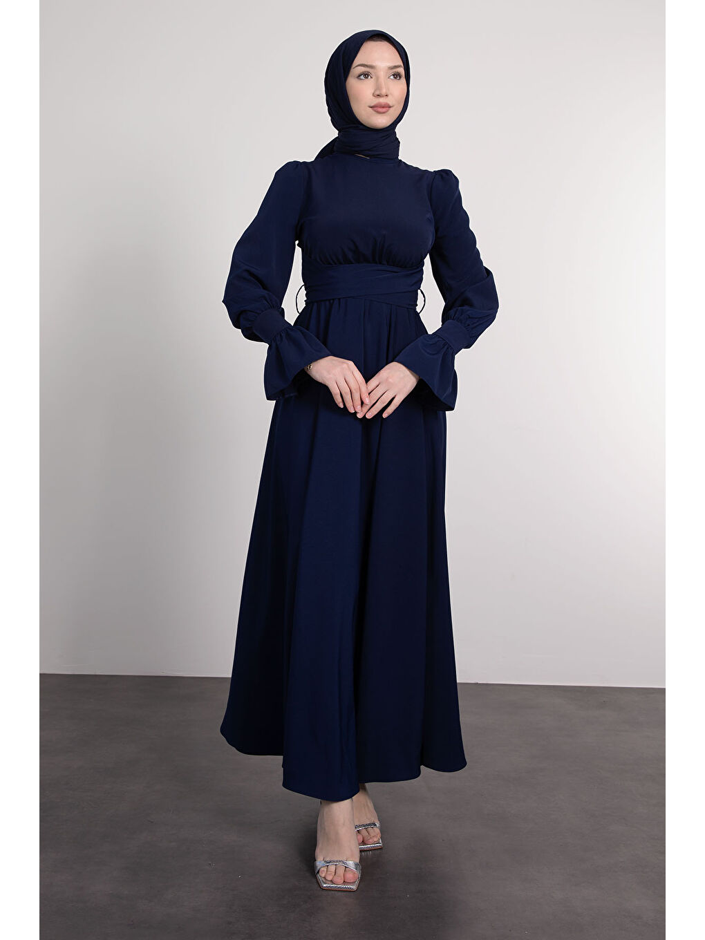 Lacivert Kendinden Kemer Detaylı Tesettür Kadın Elbise-3