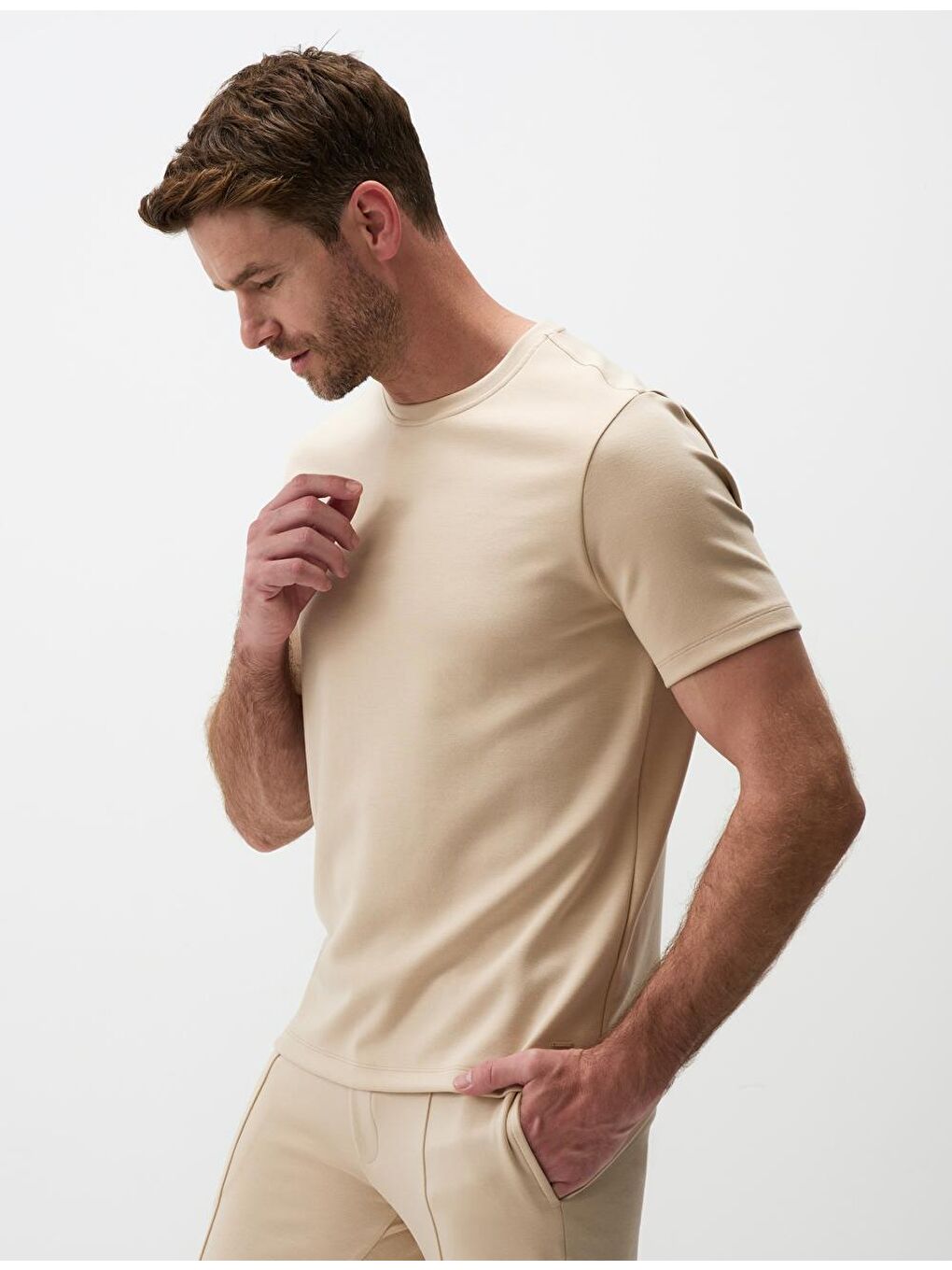 Bej Bisiklet Yaka Kısa Kollu Erkek Basic Tişört-3