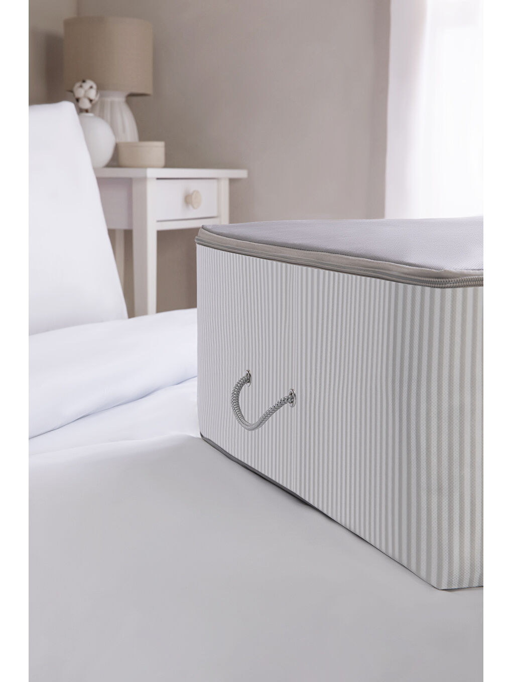 Mega Boy Gri Çizgili Stuff & Things Baza Altı Hurç 74 x 46 x 22 cm-1