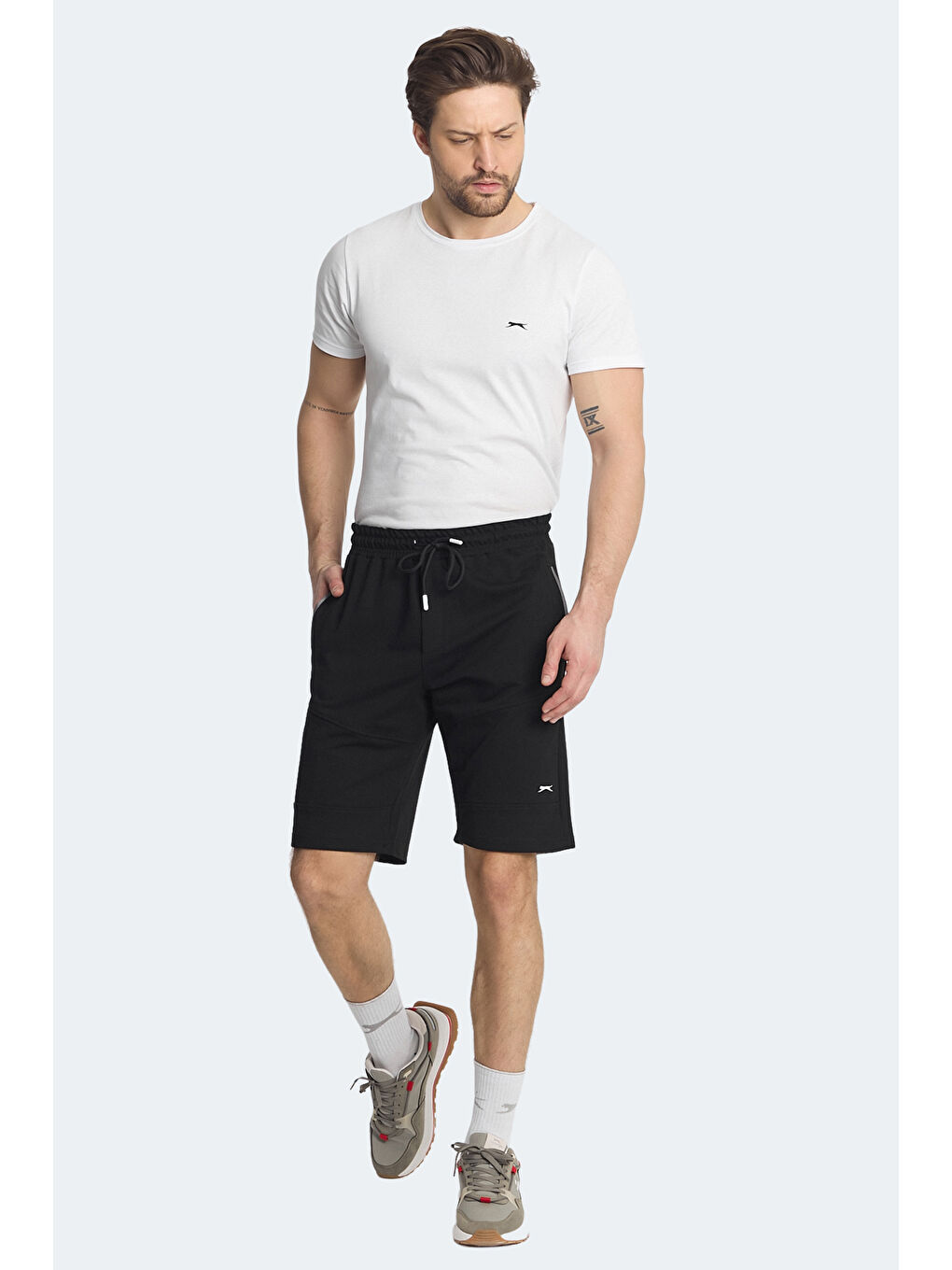 NASIM Erkek Cepli Siyah Şort-3