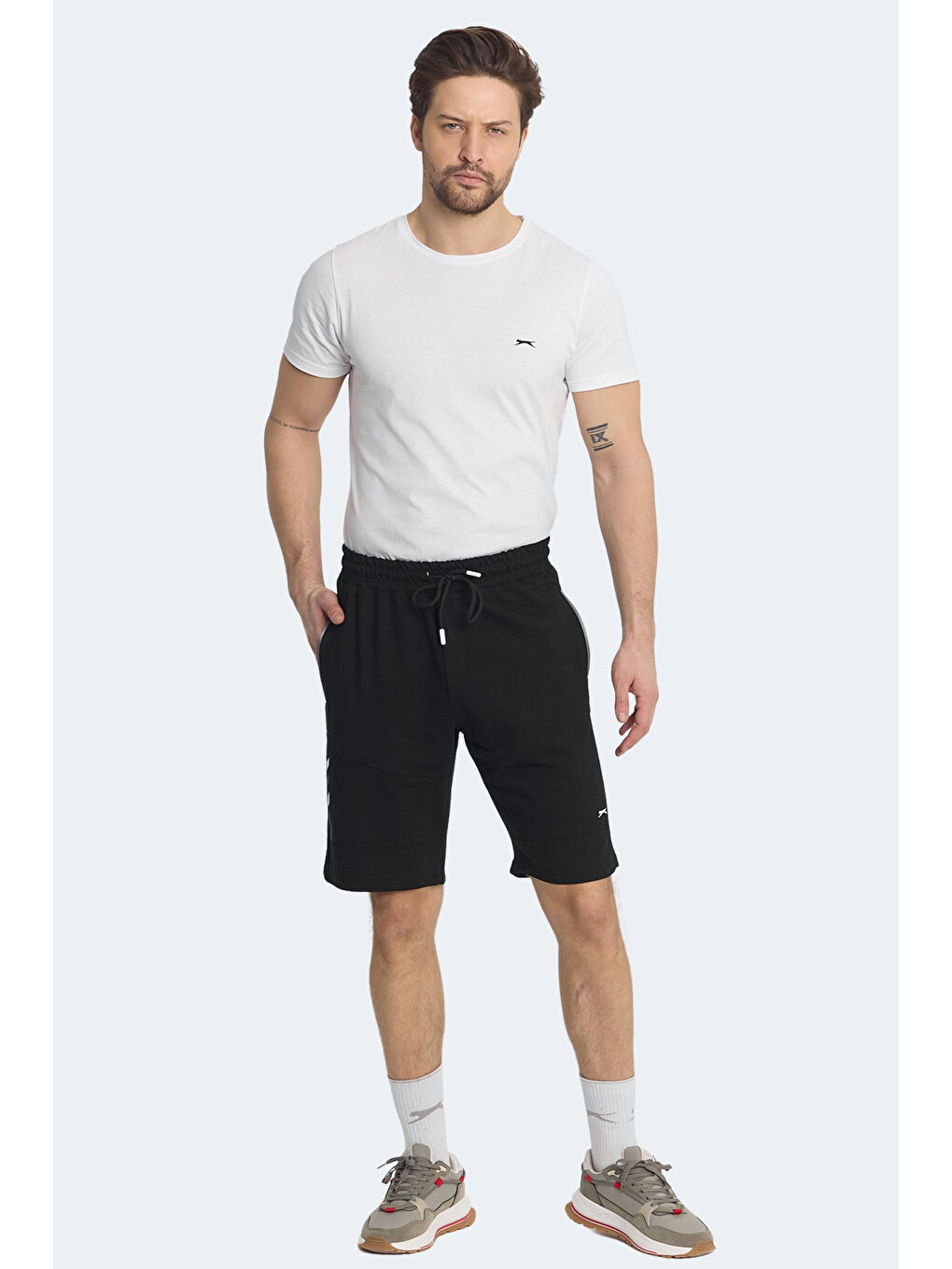 NASIM Erkek Cepli Siyah Şort-6