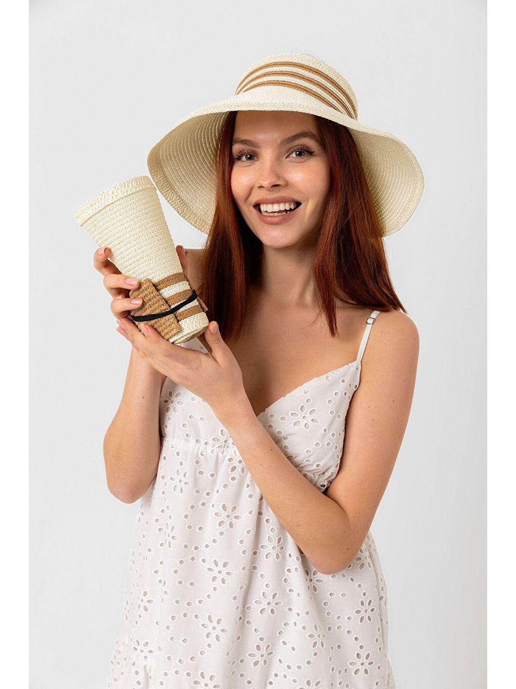 Bej Tepesi Açık Şerit Detaylı Hasır Vizör Şapka Hsr2079-4