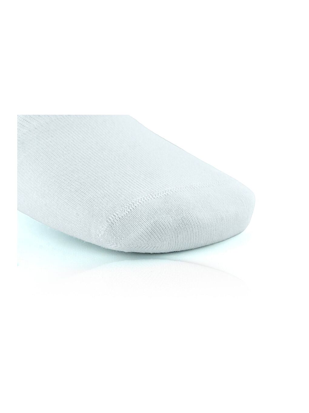 6'lı Kadın Beyaz Bambu Dikişsiz Silikonlu Kaydırmaz Topuk Kaliteli Görünmez Babet Çorap-5