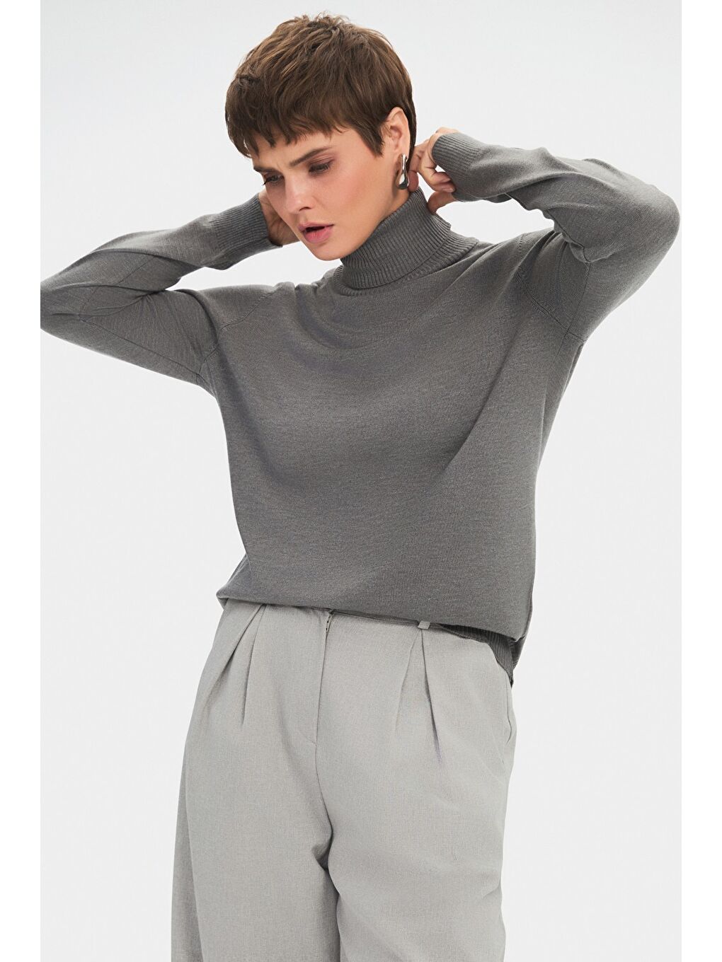 Antrasit Kadın Exclusive Balıkçı Yaka Viskon Karışımlı Triko Kazak-2