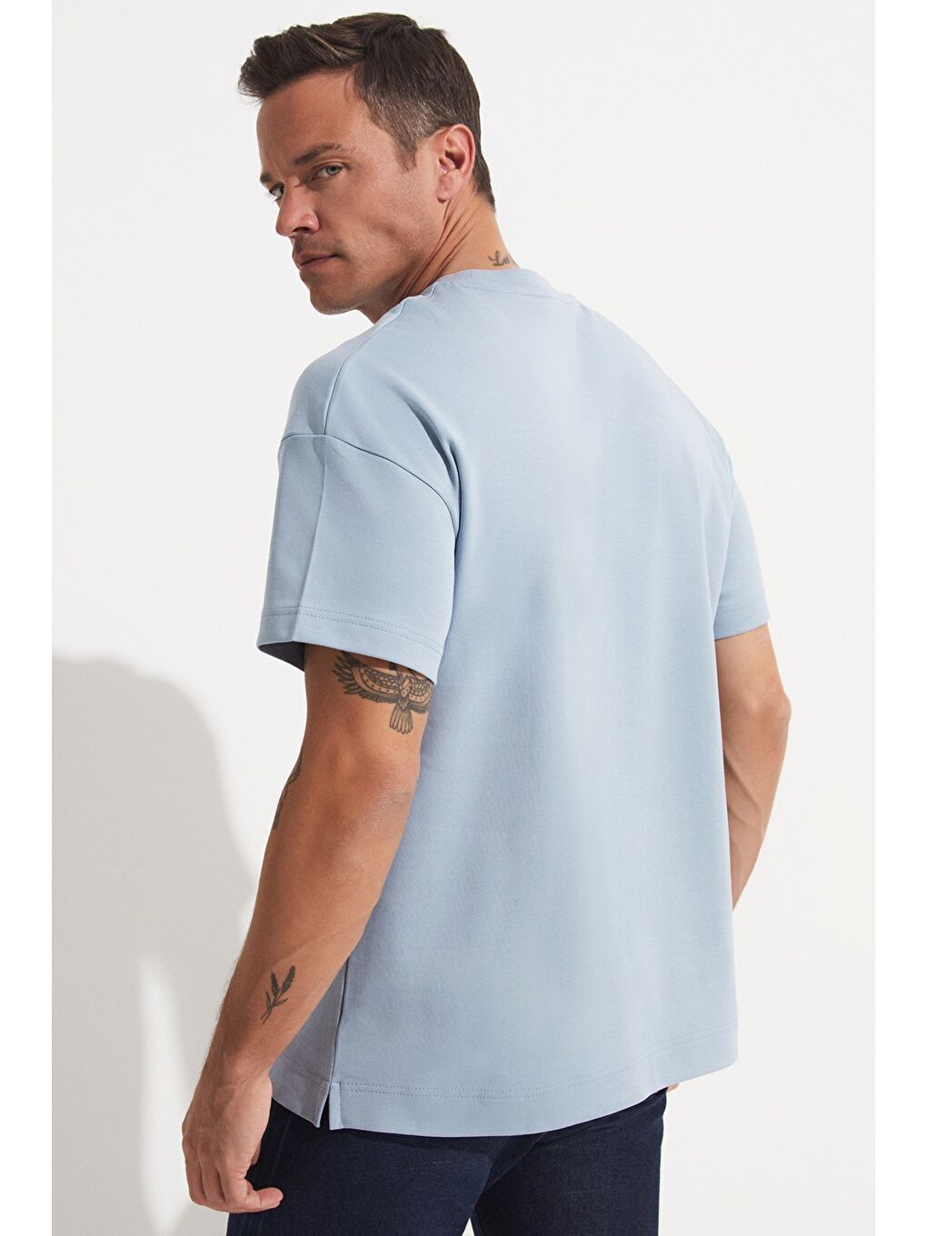 Mavi Oversize Cepli Bisiklet Yakalı Erkek Tişört-3