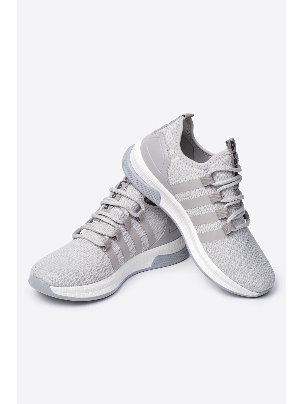 Gri Yuvarlak Burunlu Bağcıklı Erkek Spor Ayakkabı-2