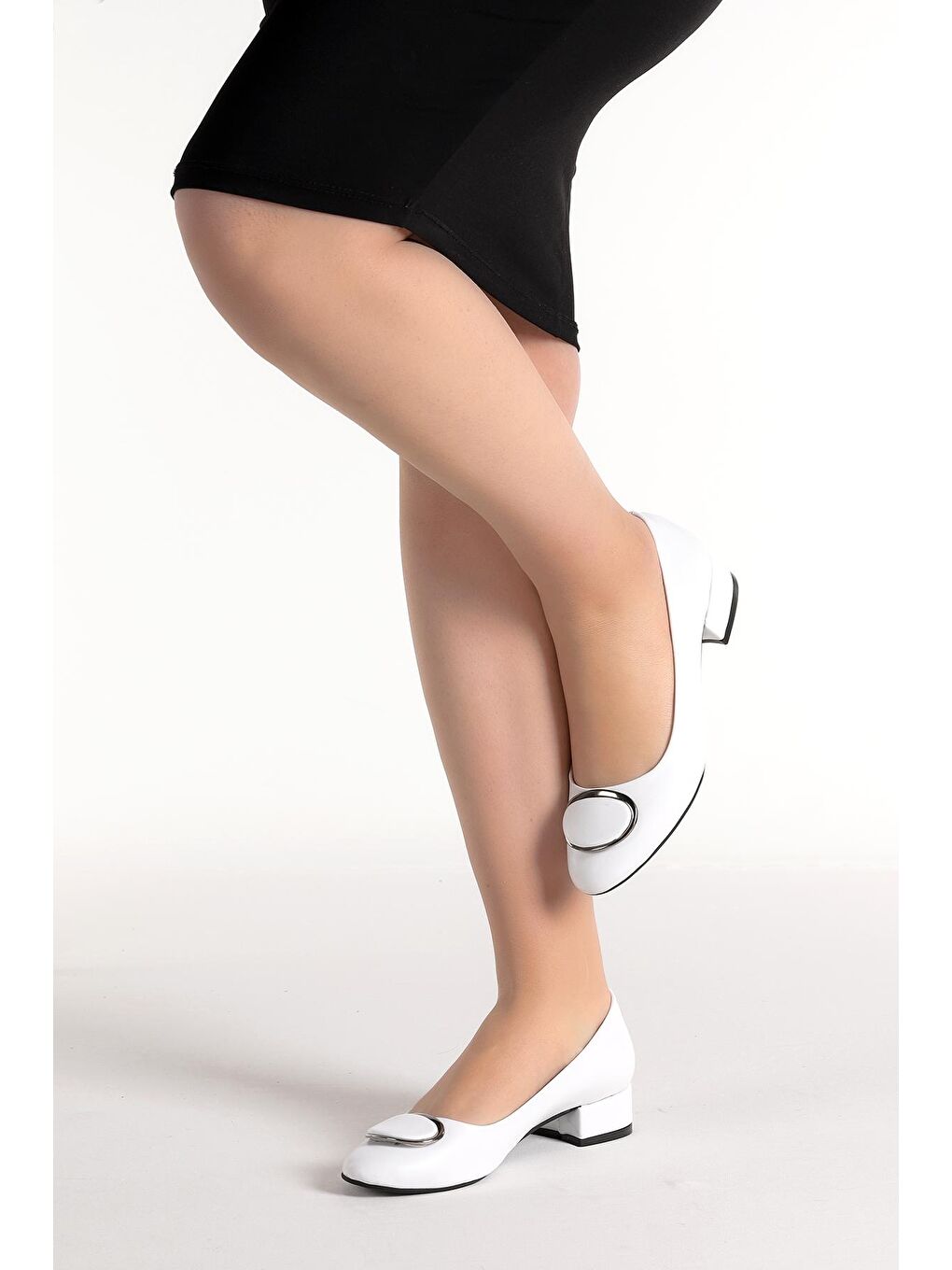 Beyaz Cilt Tokalı 3 Cm Topuklu Kadın Ayakkabı 11404-352-1