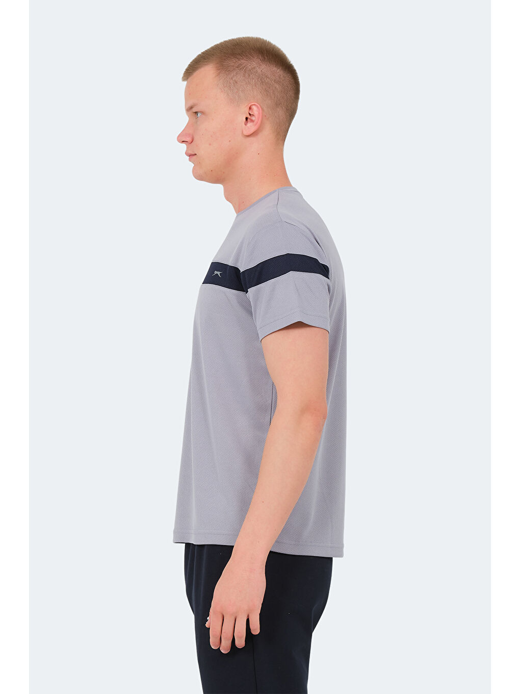 Gri Bisiklet Yaka Kısa Kollu Erkek Tişört-2