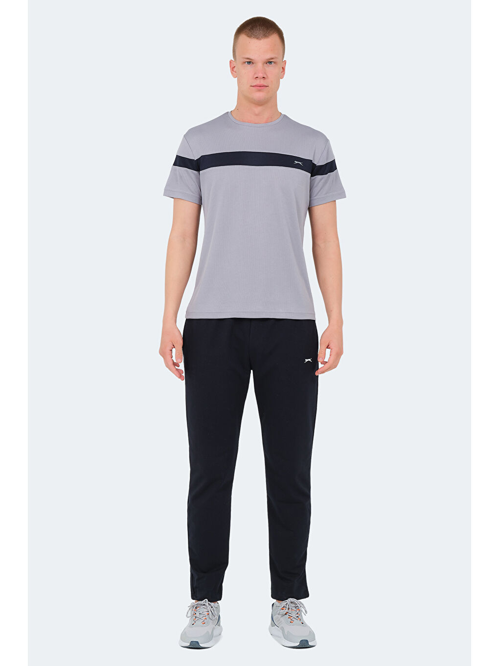 Gri Bisiklet Yaka Kısa Kollu Erkek Tişört-6