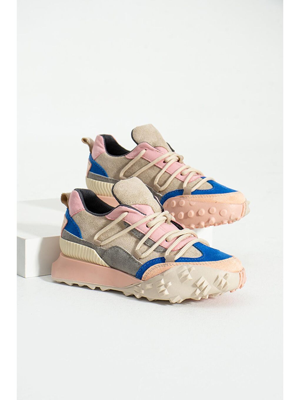 Mavi Kalın Taban Bağcıklı Kadın Sneaker 36-144-23-3