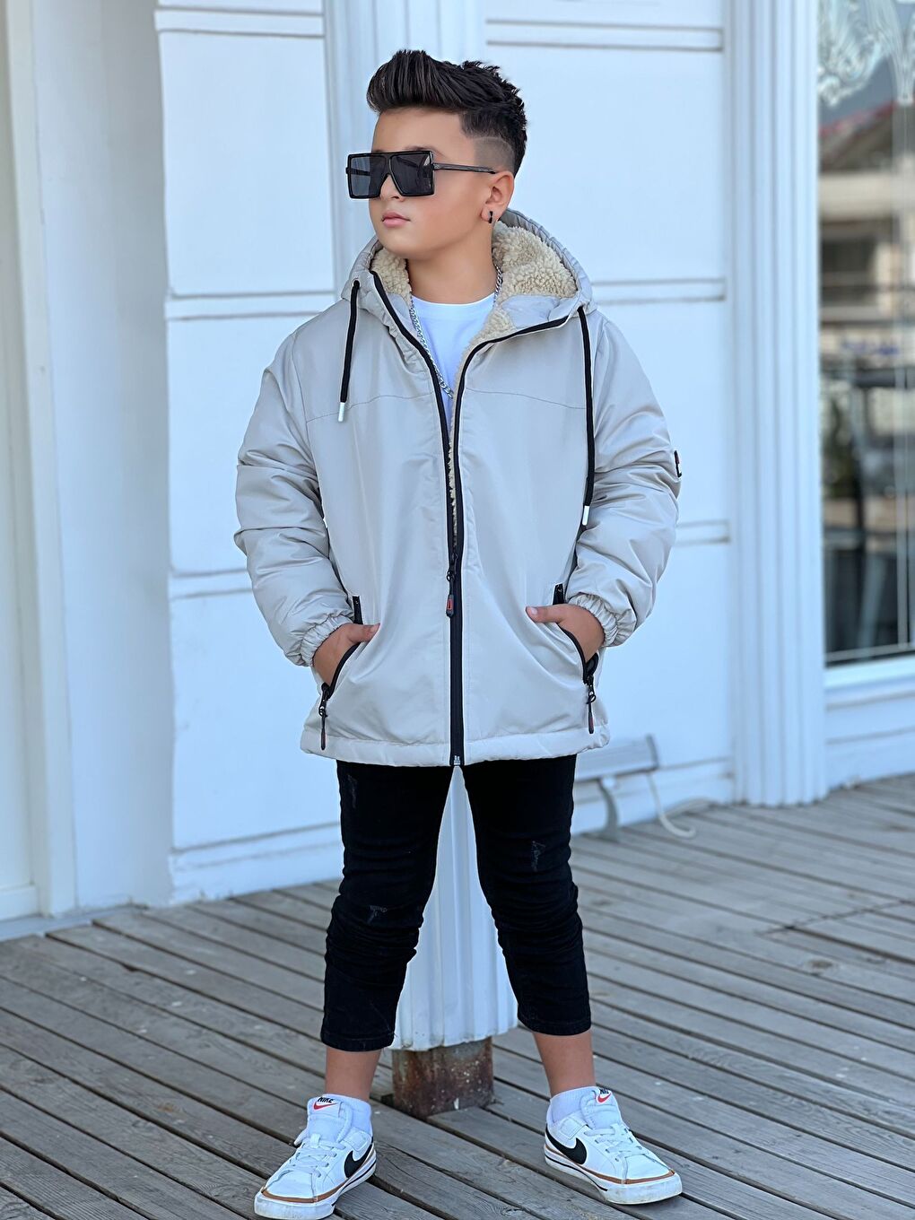 Bej Erkek Çocuk Kapüşonlu İçi Kürklü Mont KM3050-3