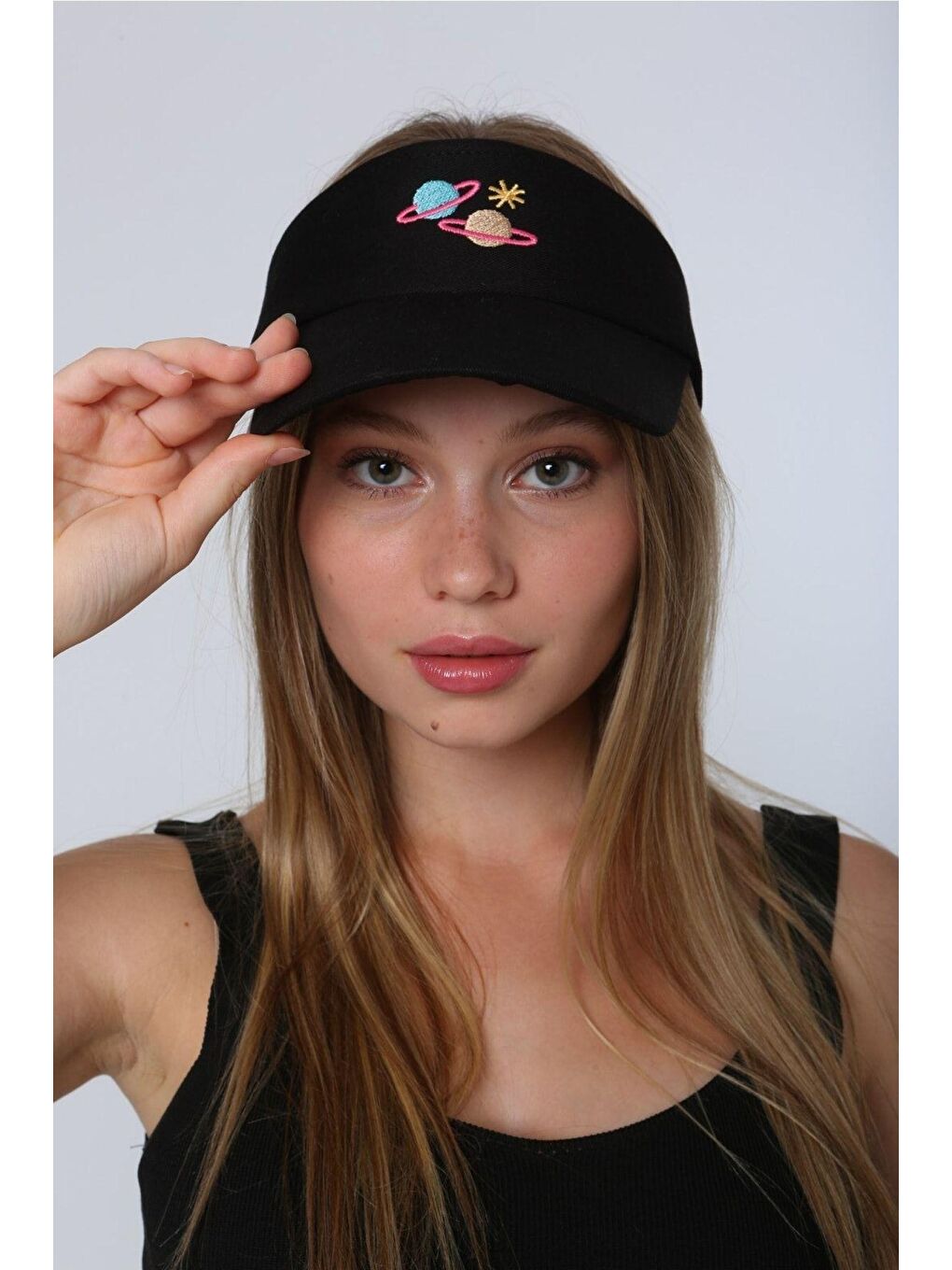Luminos Butik Kadın Gezegen Nakışlı Siyah Vizör - Tenisçi - Golf / Siperlik Şapka Spk74